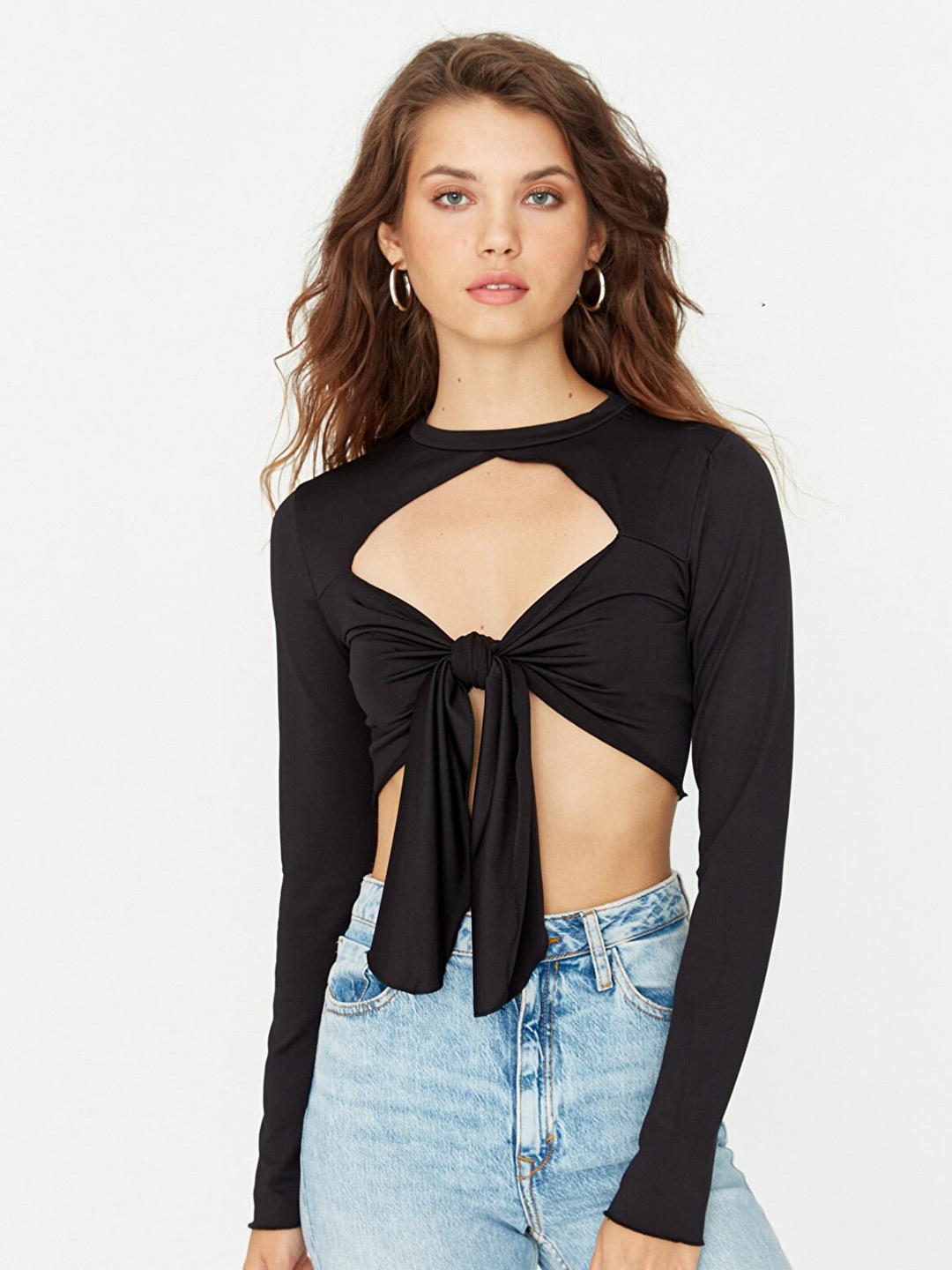 

Trendyol Women Black Long Sleeves Crop Top