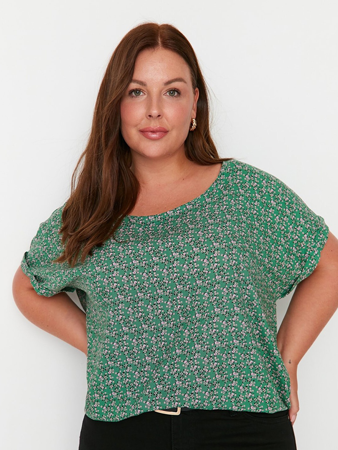 

Trendyol Green Floral Print Boxy Top