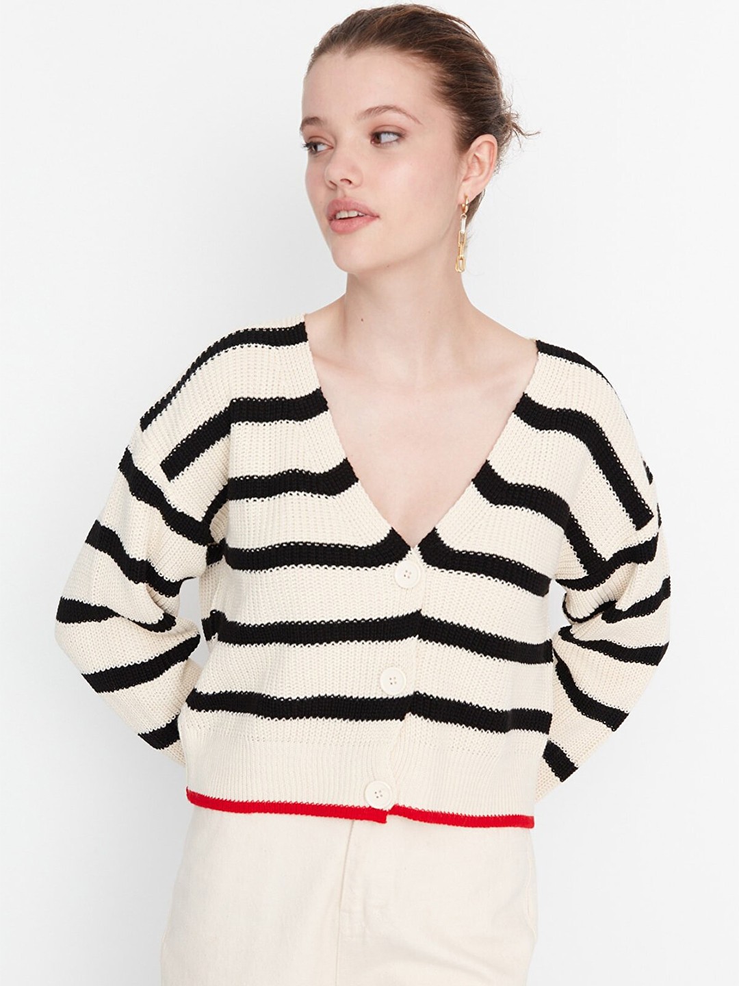 

Trendyol Women Off White & Black Striped Cardigan