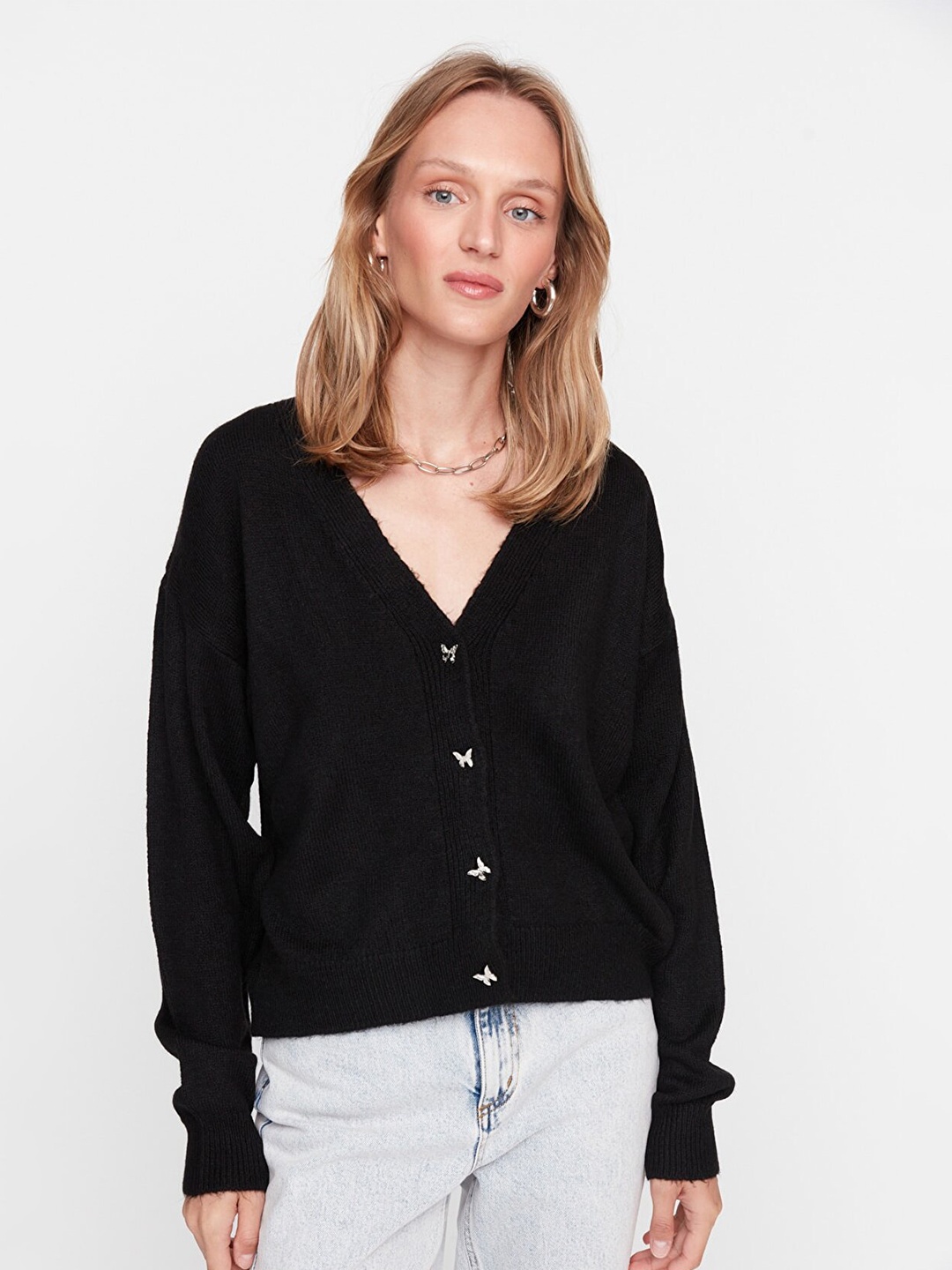 

Trendyol Women Black Solid Acrylic Cardigan