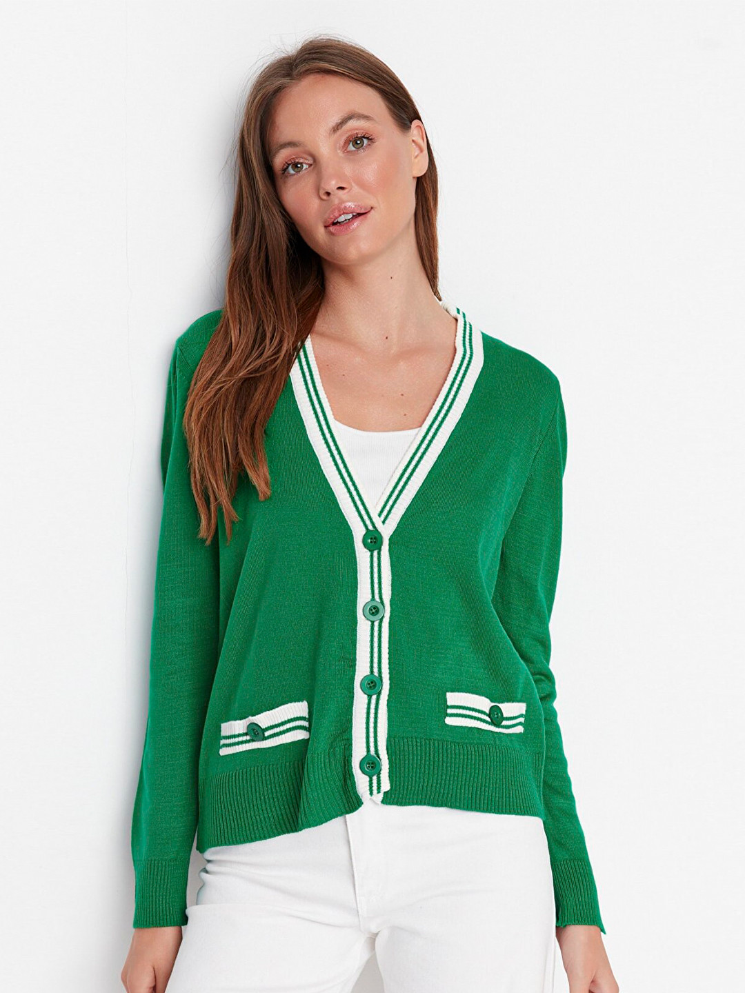 

Trendyol Women Green Solid Cardigan