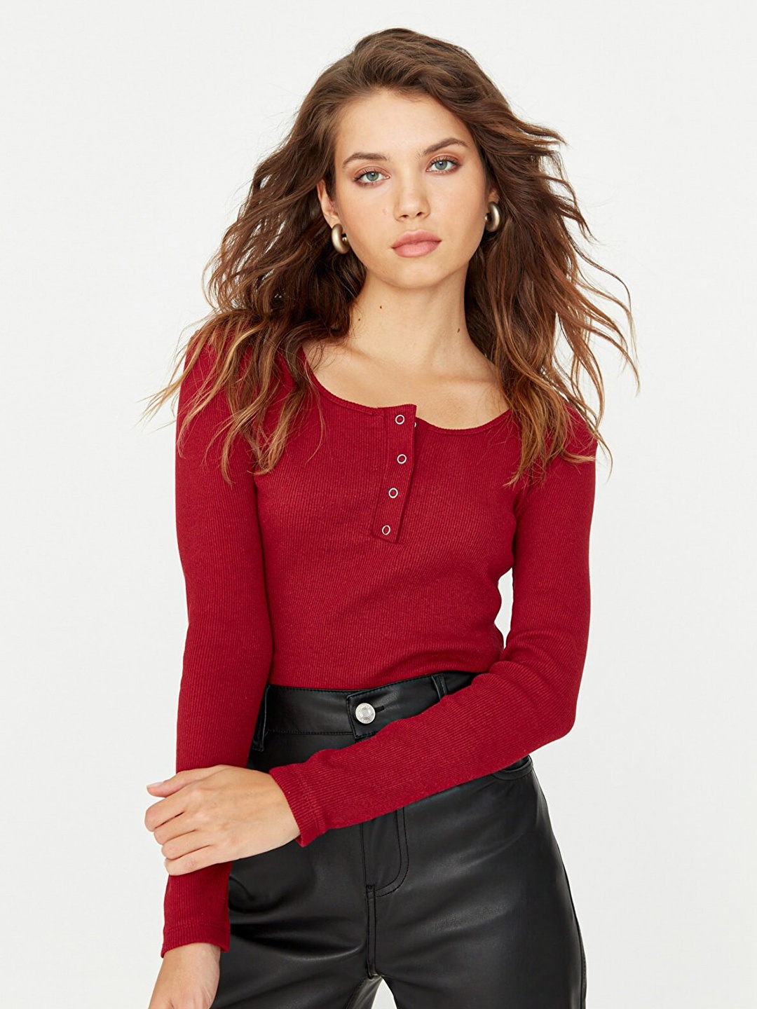 

Trendyol Maroon Round Neck Top