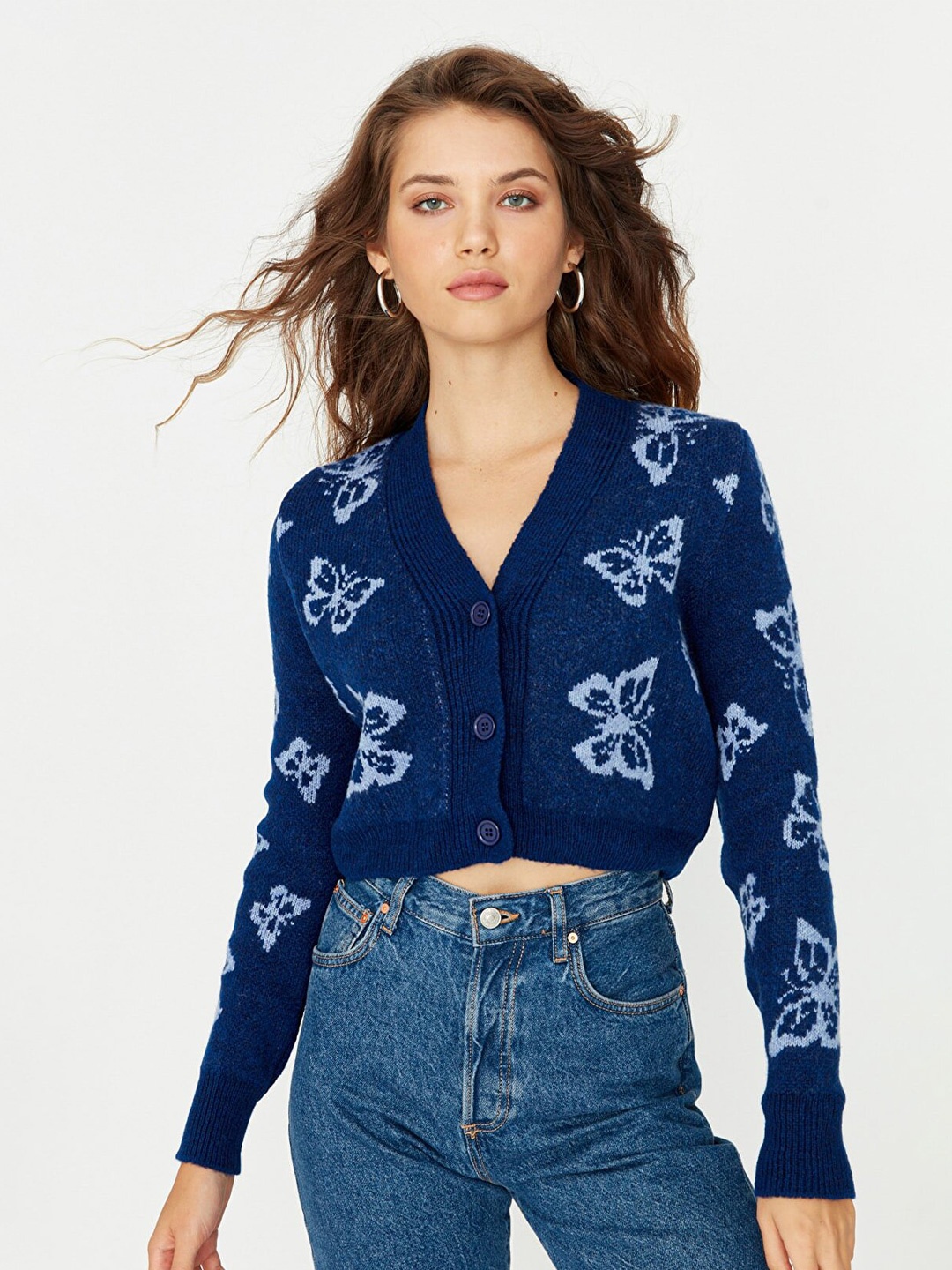 

Trendyol Women Blue Self Design Acrylic Crop Cardigan Sweater