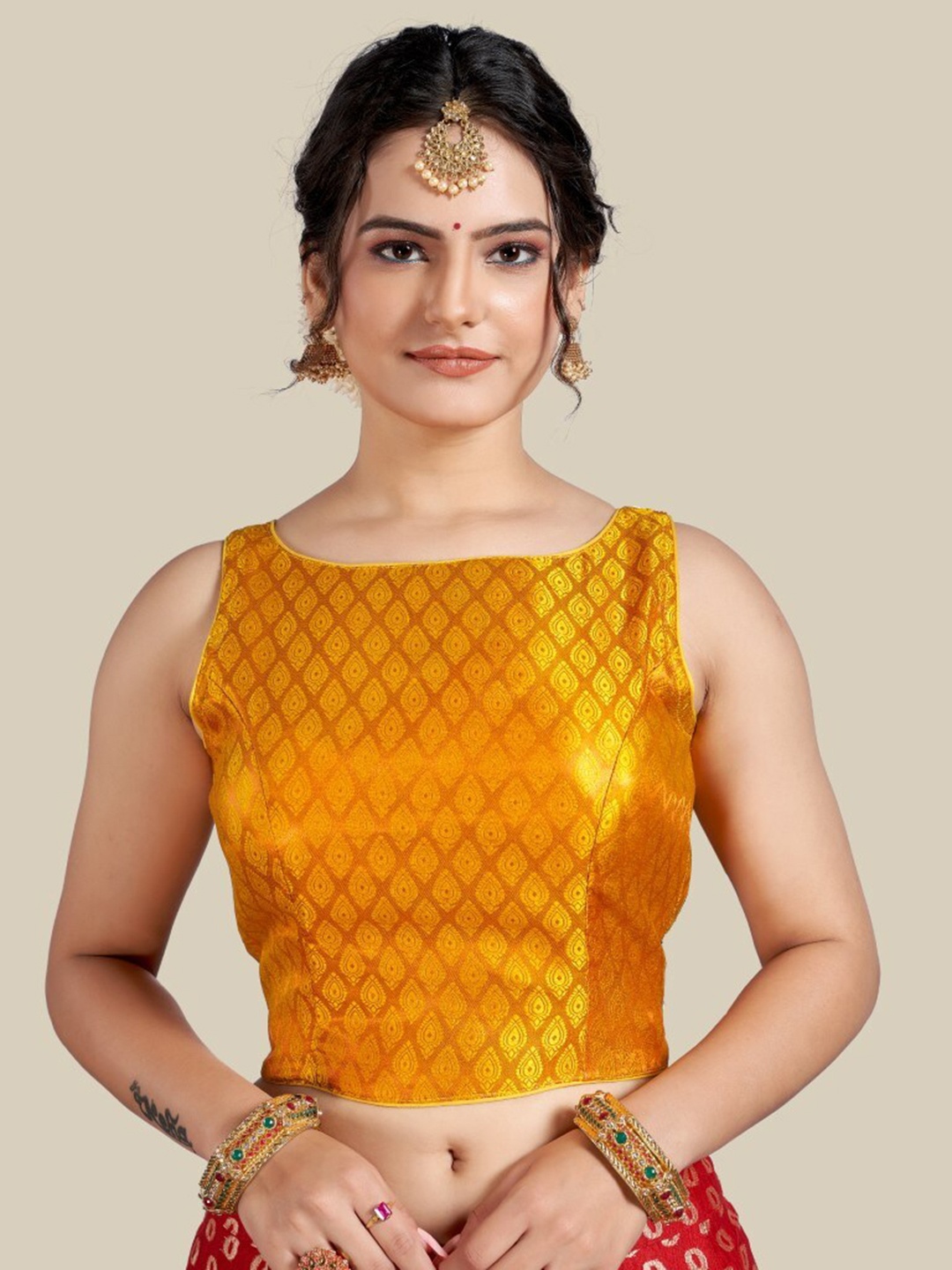 

HIMRISE Women Yellow & Gold-Toned Woven Design Readymade Saree Blouse