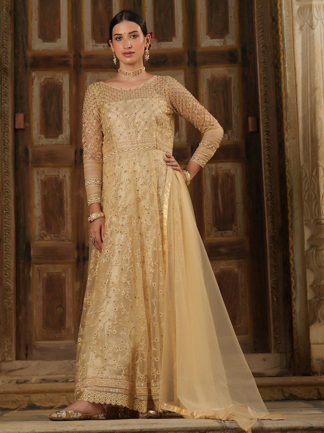 

SCAKHI Women Beige Floral Embroidered Beads and Stones Kurta with Trouser & With Dupatta
