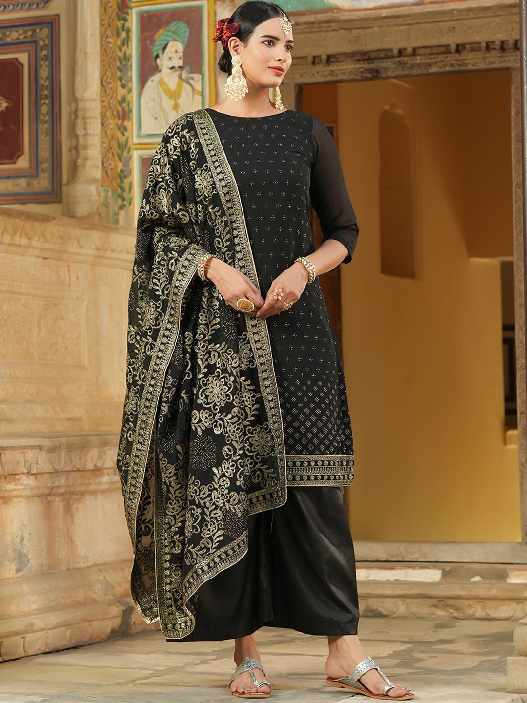 

SCAKHI Women Black Floral Beads and Stones Kurta with Palazzos & With Dupatta