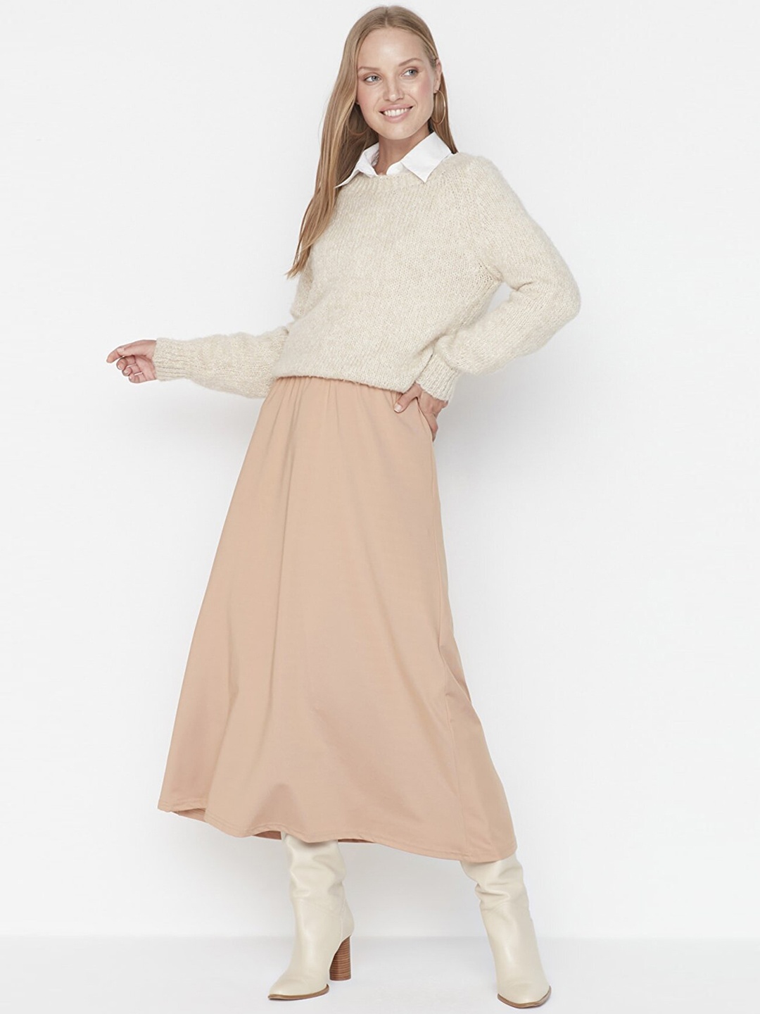 

Trendyol Women Brown Solid A-Line Midi Skirt
