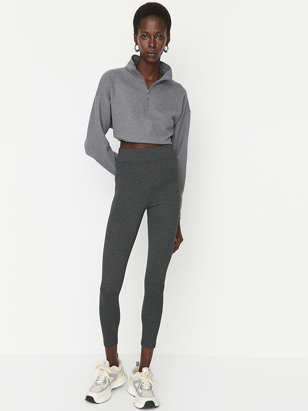 

Trendyol Women Grey Solid Cotton Leggings