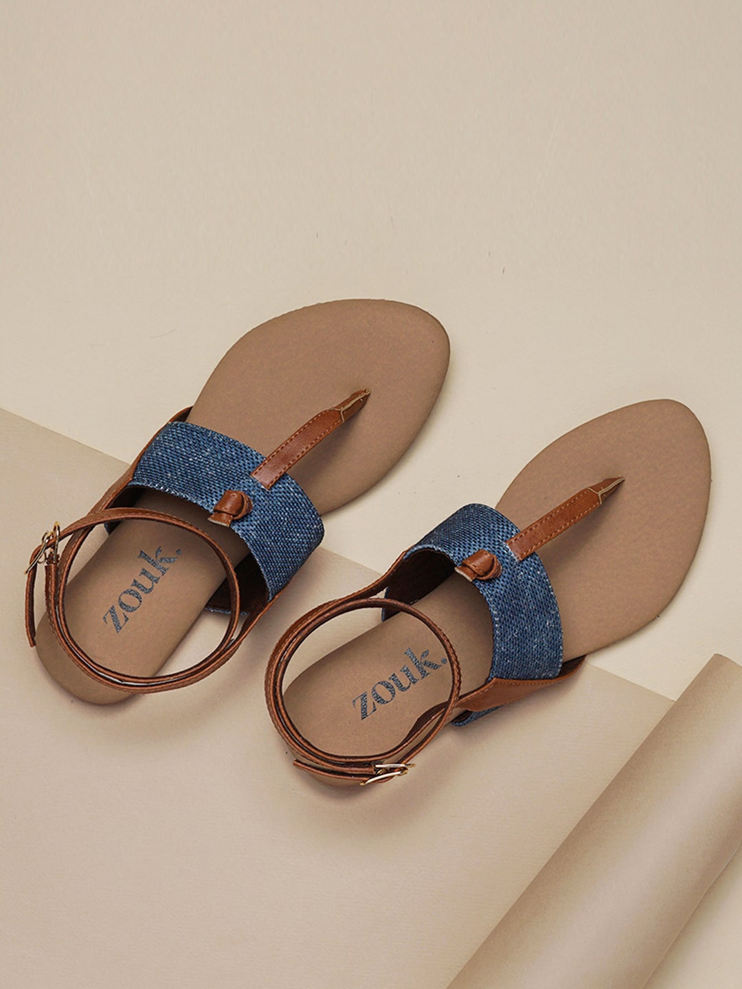 

ZOUK Women Blue Printed Open Toe Flats with Buckles