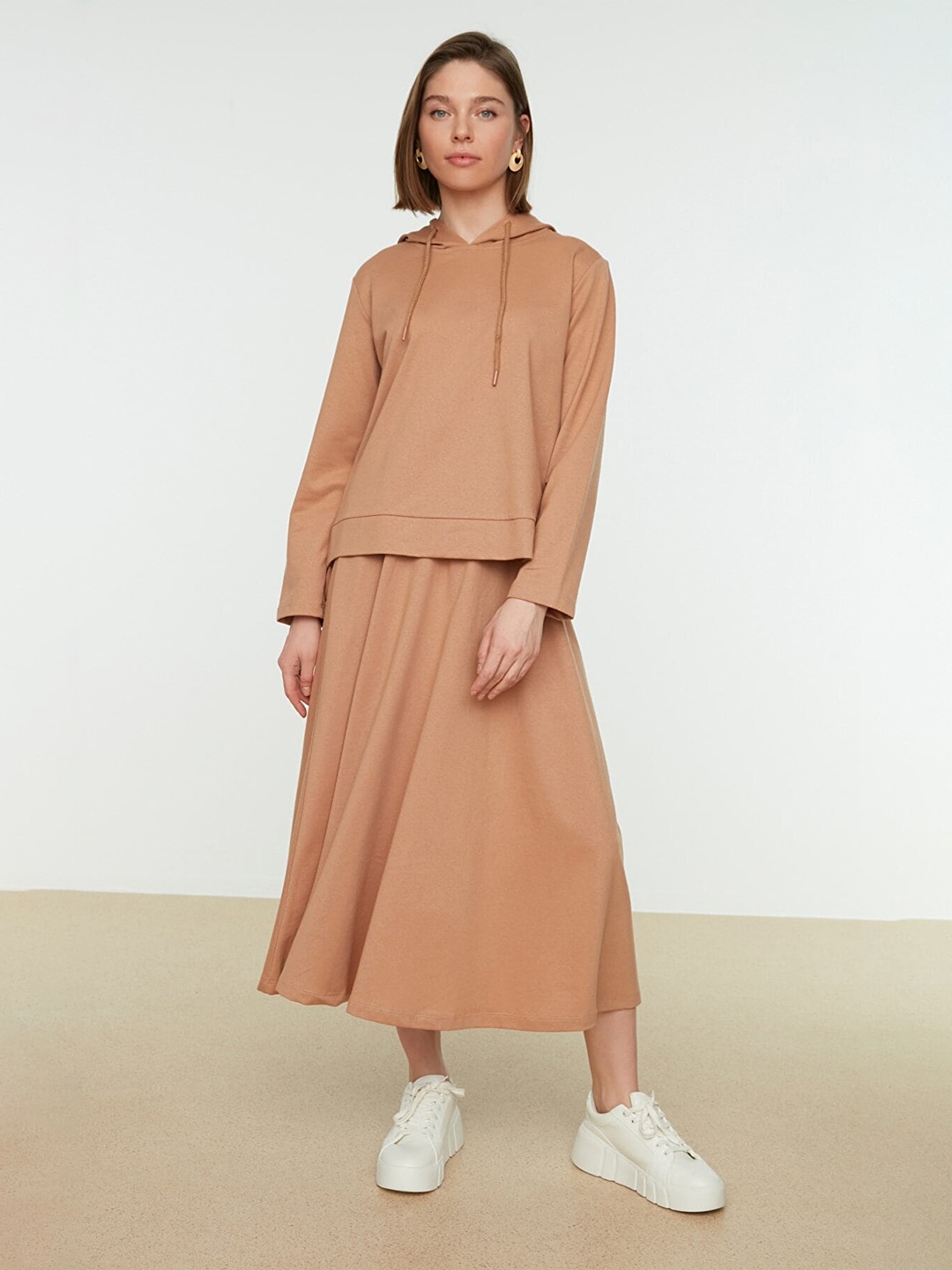 

Trendyol Women Beige T-shirt with Skirt Co-Ords Set