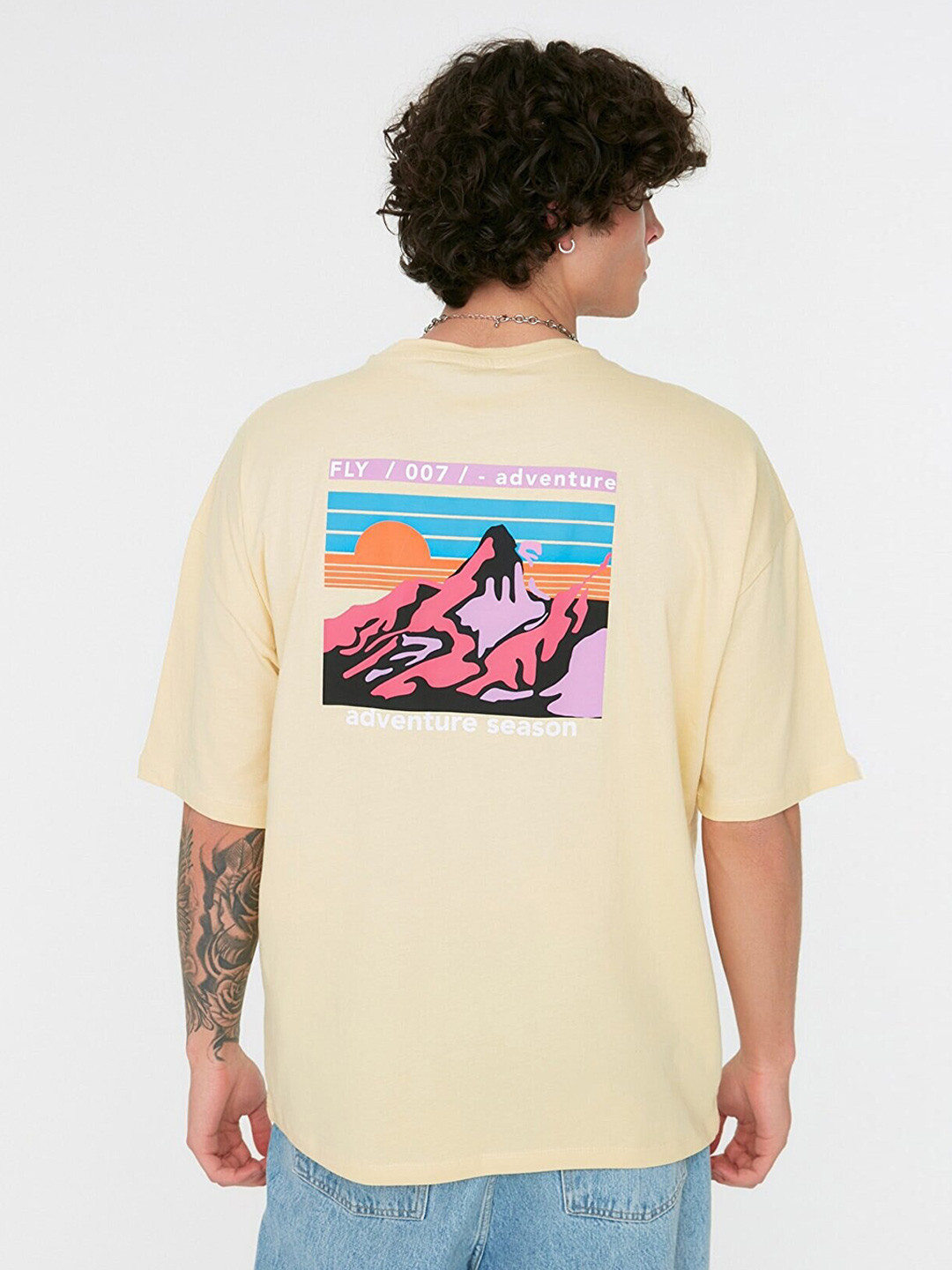 

Trendyol Men Yellow Printed Drop-Shoulder Sleeves Cotton T-shirt