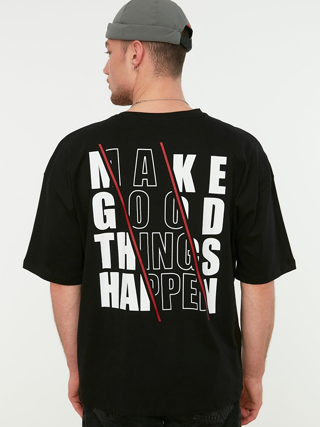 

Trendyol Men Black Typography Printed Drop-Shoulder Sleeves Cotton T-shirt