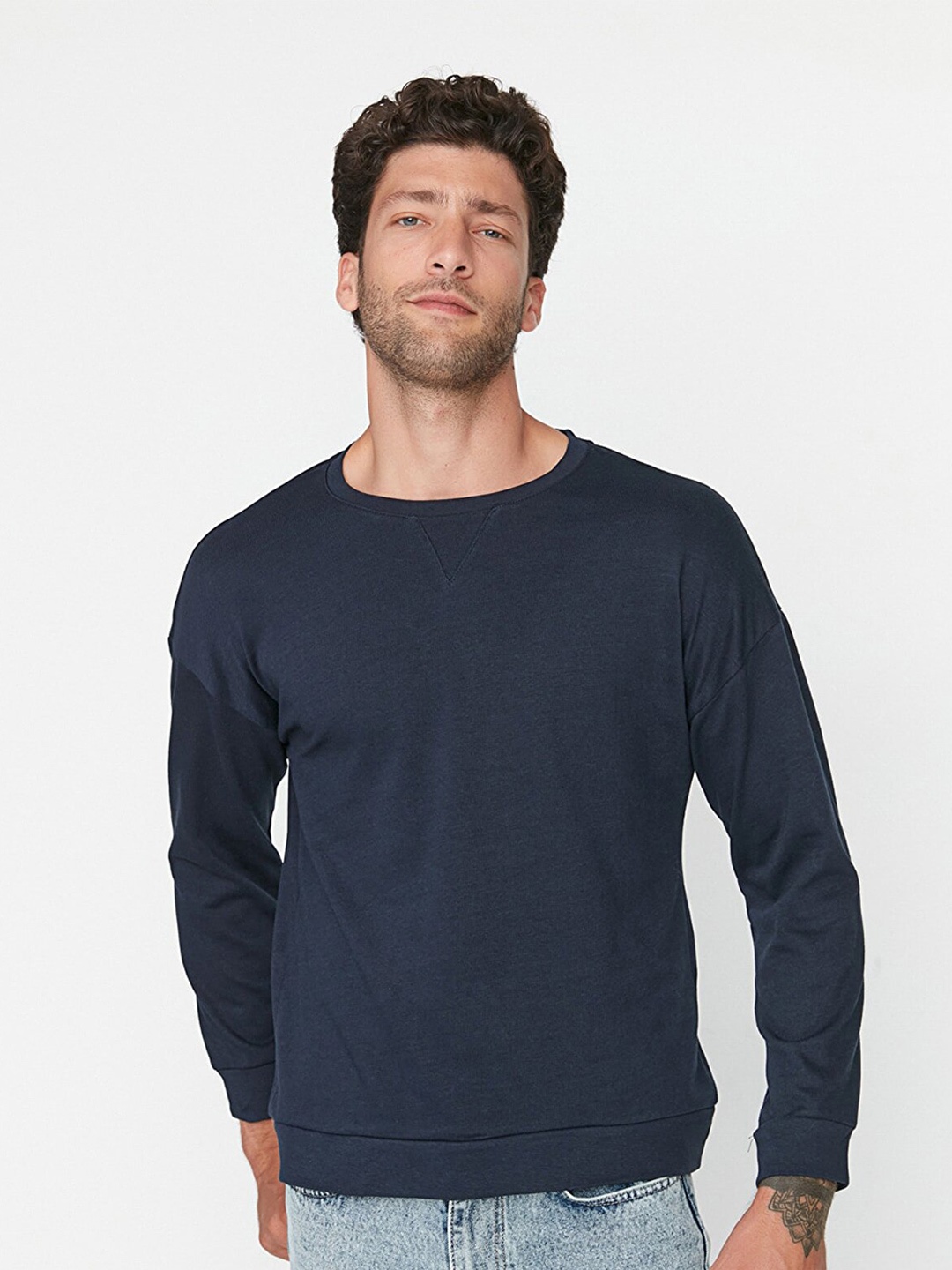 

Trendyol Men Navy Blue Solid Drop-Shoulder Sleeves Cotton T-shirt