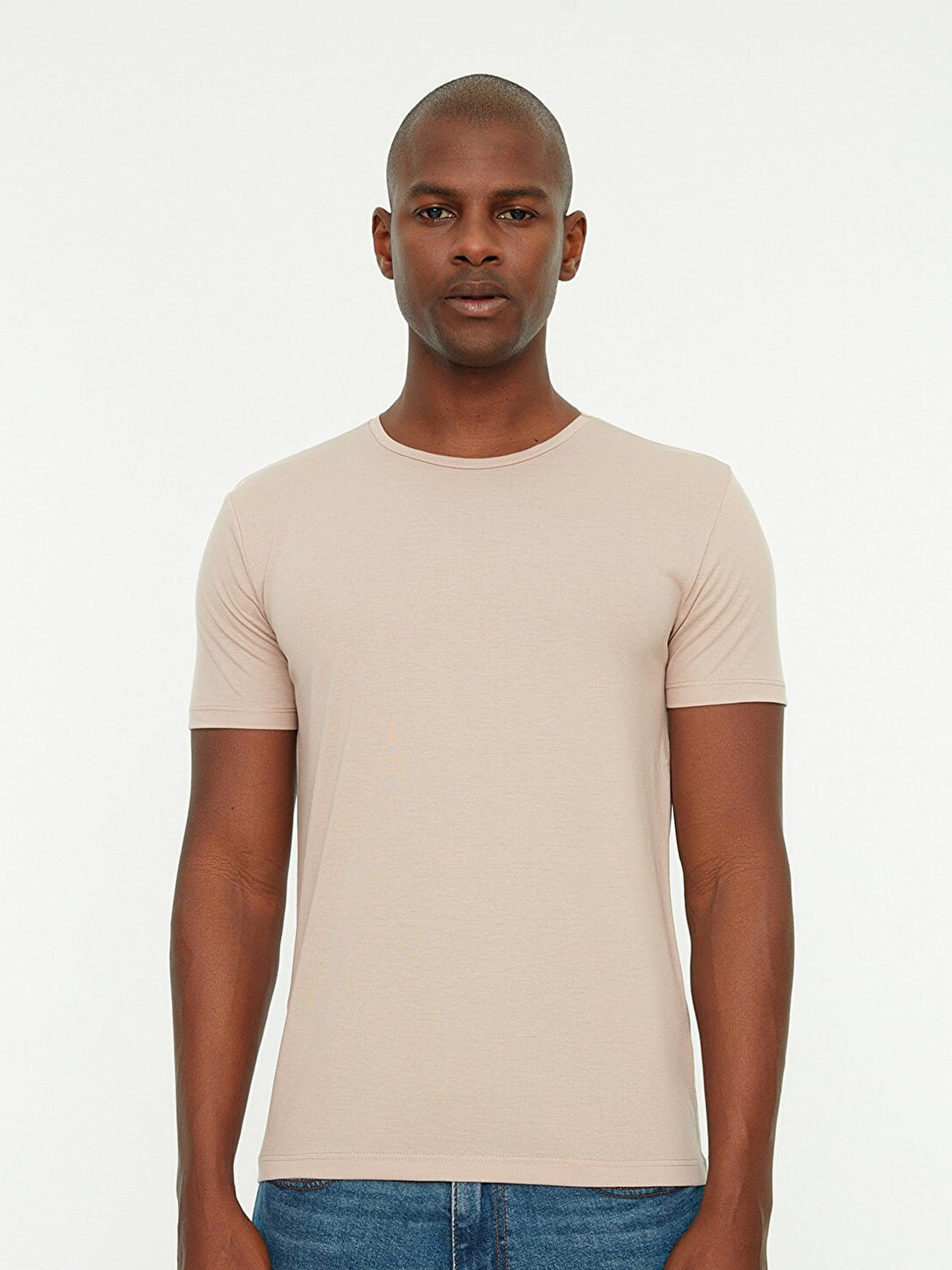 

Trendyol Men Tan Solid Polyester Regular Fit T-shirt