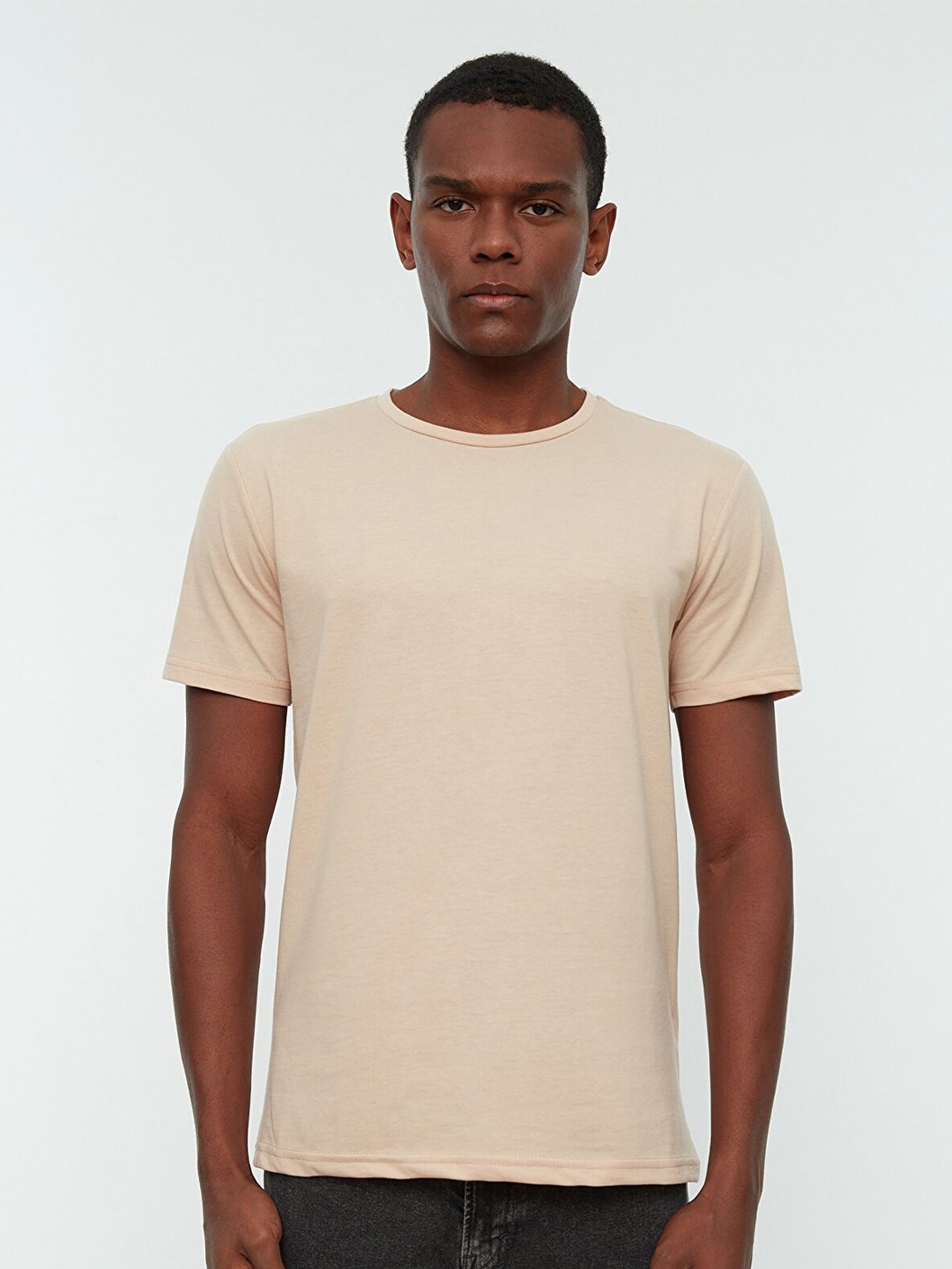 

Trendyol Men Tan Solid Cotton Regular Fit T-shirt
