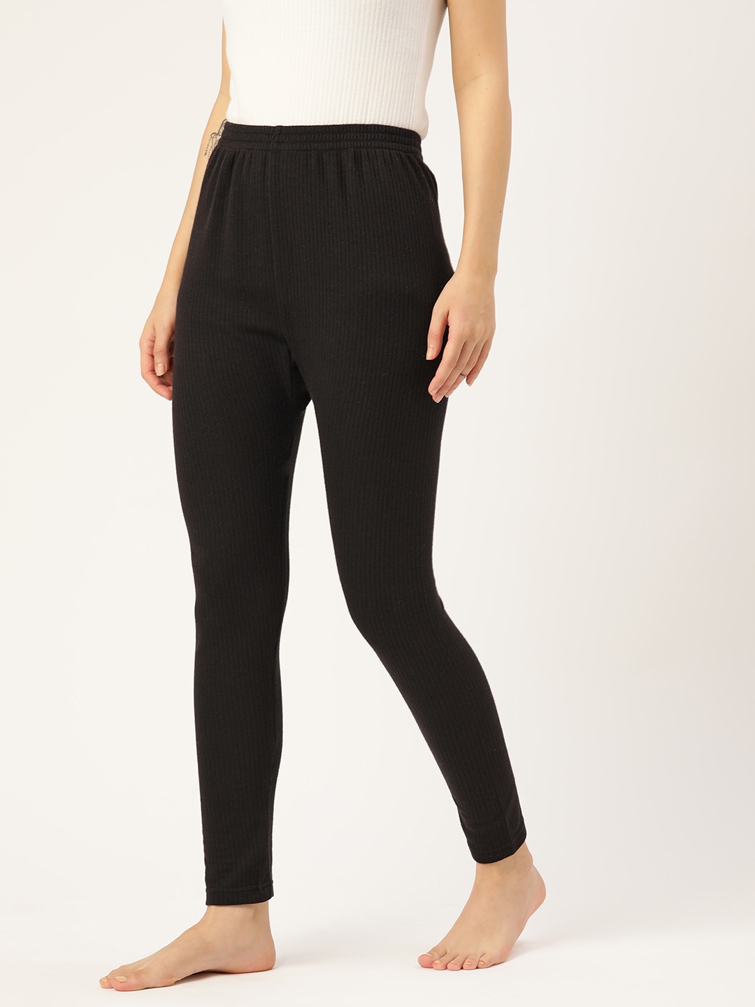 

ETC Women Black Solid Cotton Thermal Bottom
