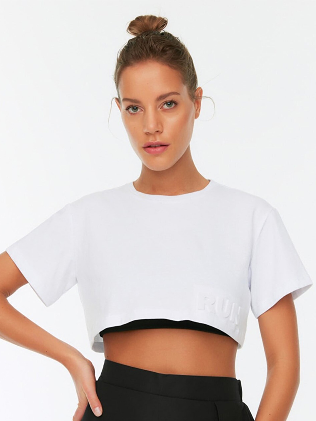 

Trendyol Women Solid Cropped Boxy Fit T-shirt, White