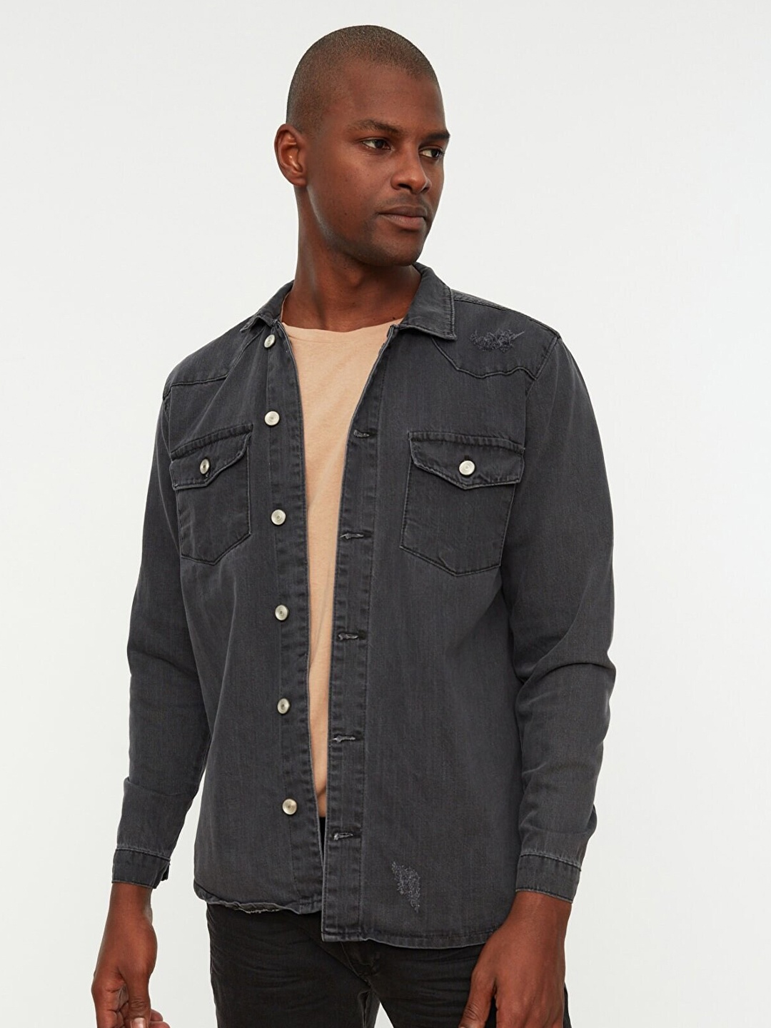

Trendyol Men Charcoal Casual Shirt