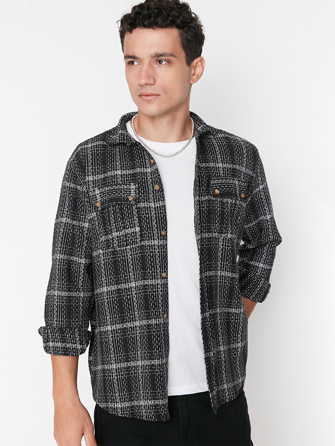 

Trendyol Men Striped Casual Shirt, Black
