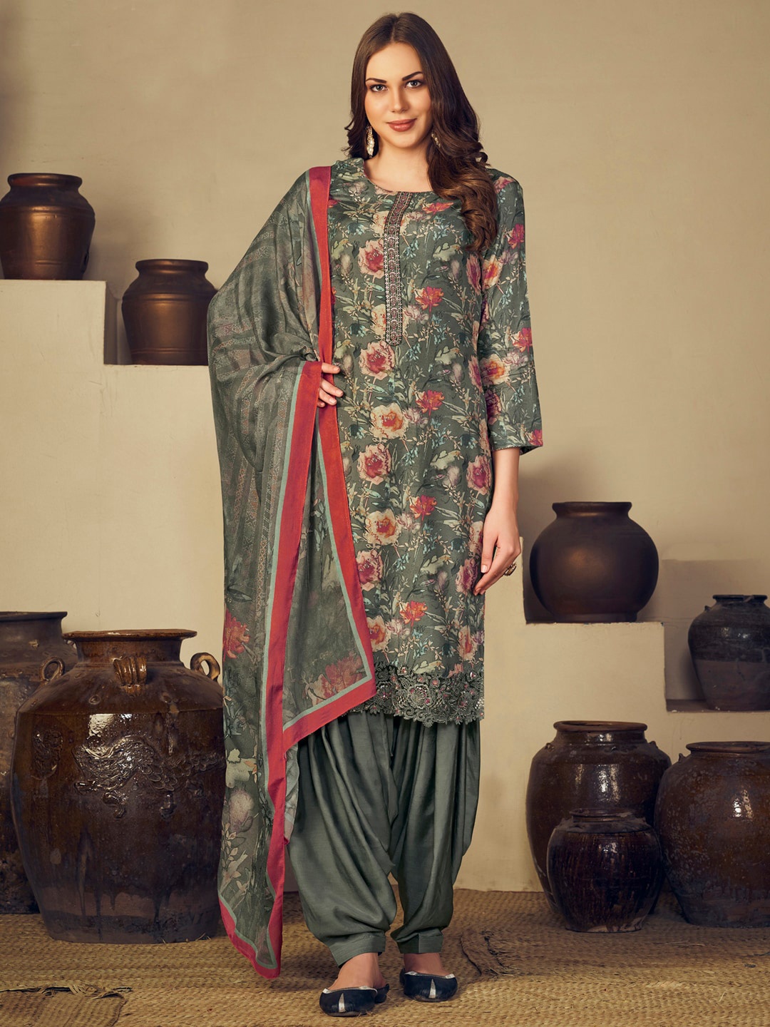 

Stylee LIFESTYLE Grey & Red Printed Pure Silk Unstitched Dress Material