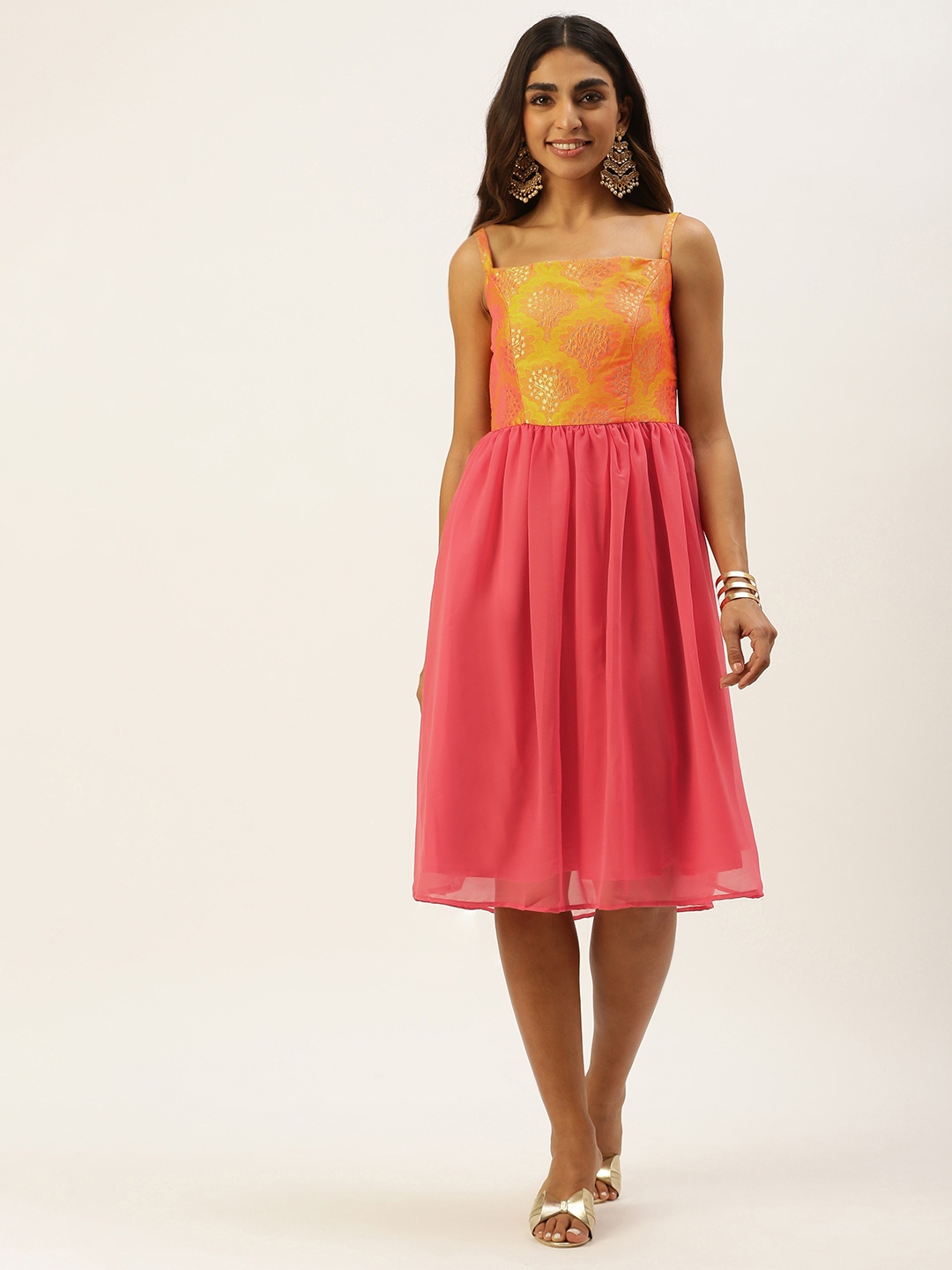 

Ethnovog Woman Georgette Dress, Pink