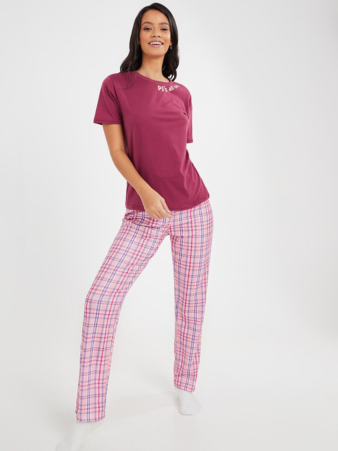 

Styli Women Purple & Pink Checked Night suit