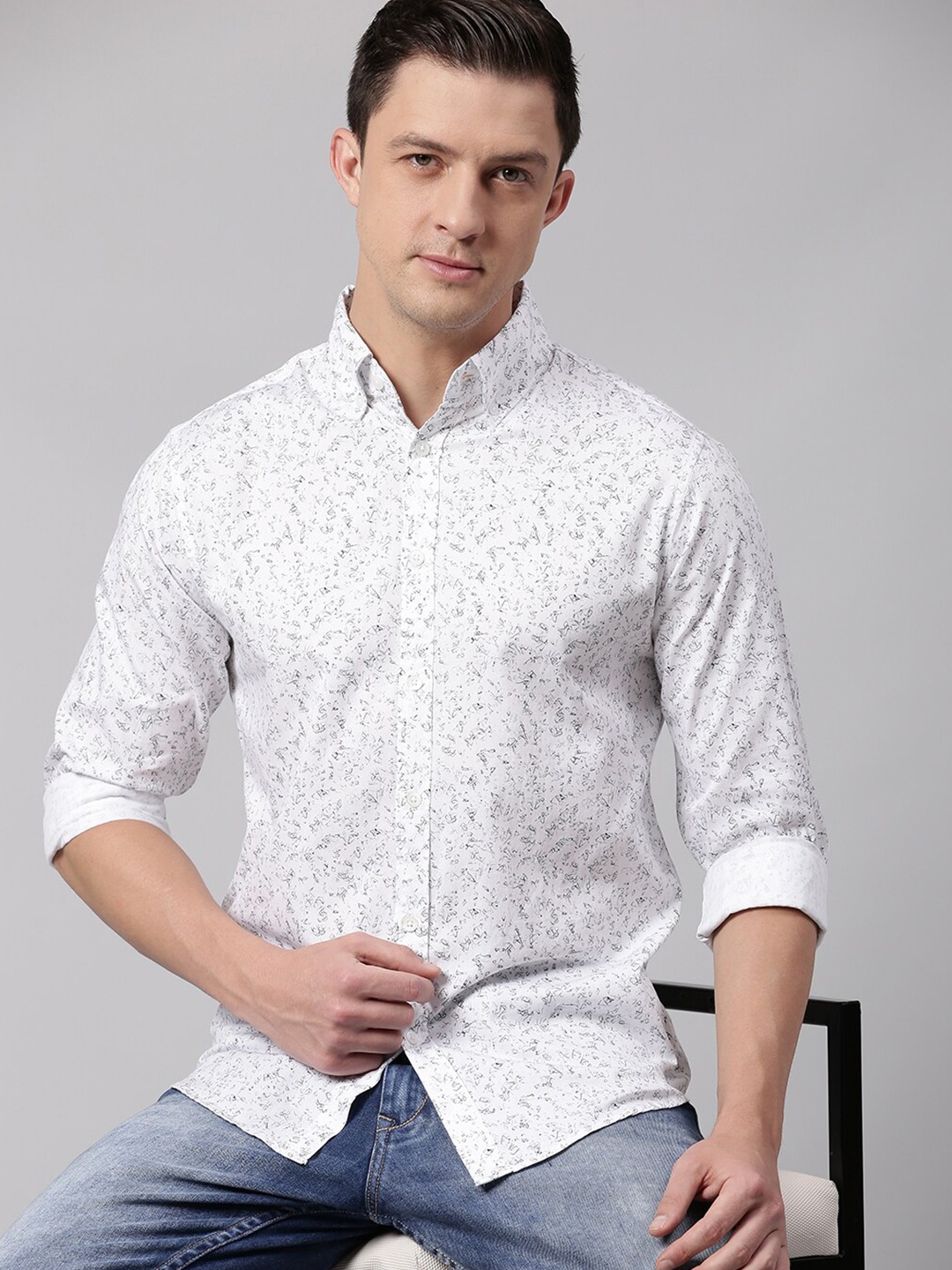 

Dennis Lingo Men White Slim Fit Printed Casual Shirt