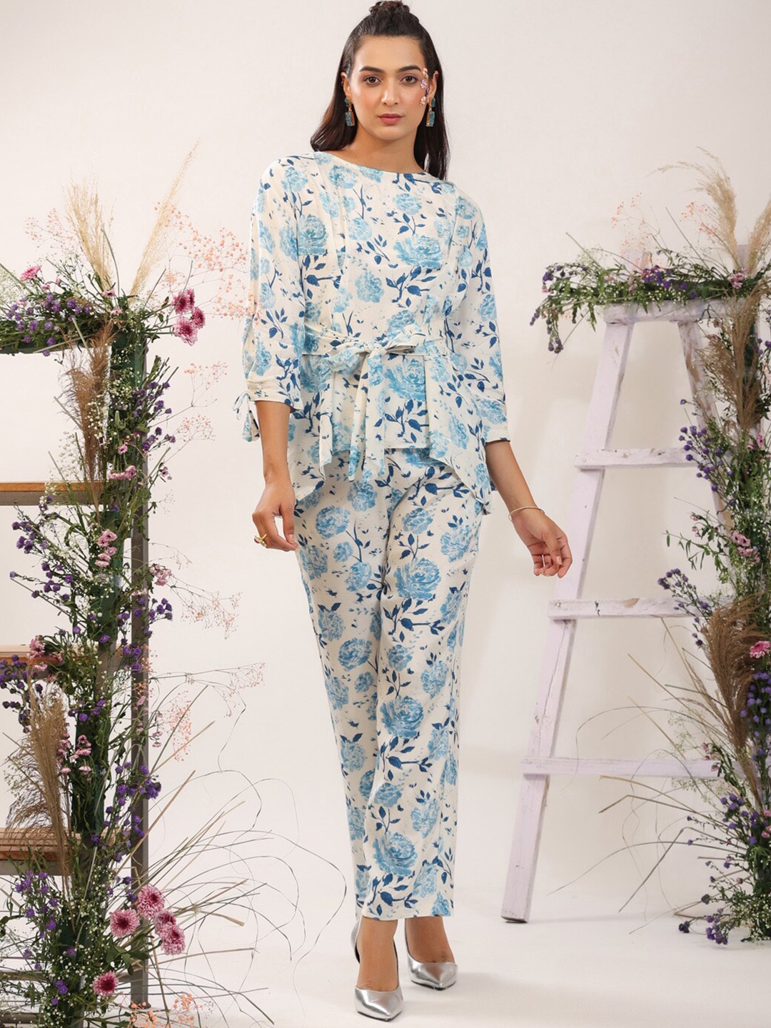 

JISORA Women Off White Printed Co-Ords Set