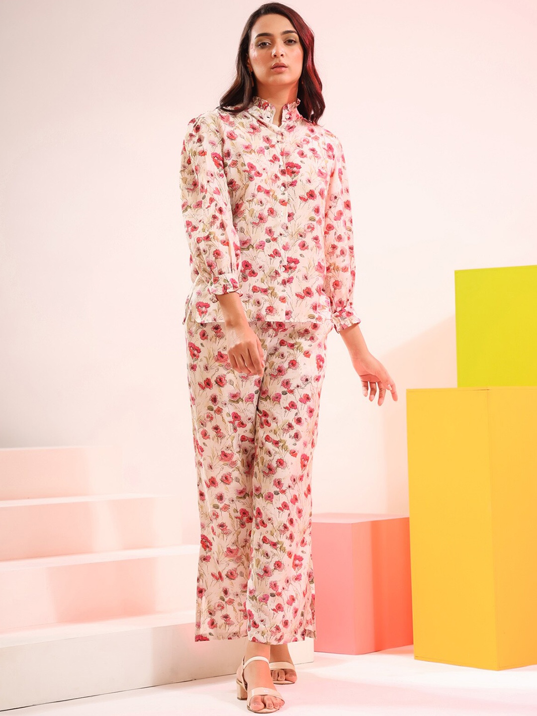 

JISORA Women Off White Printed Co-Ords Set