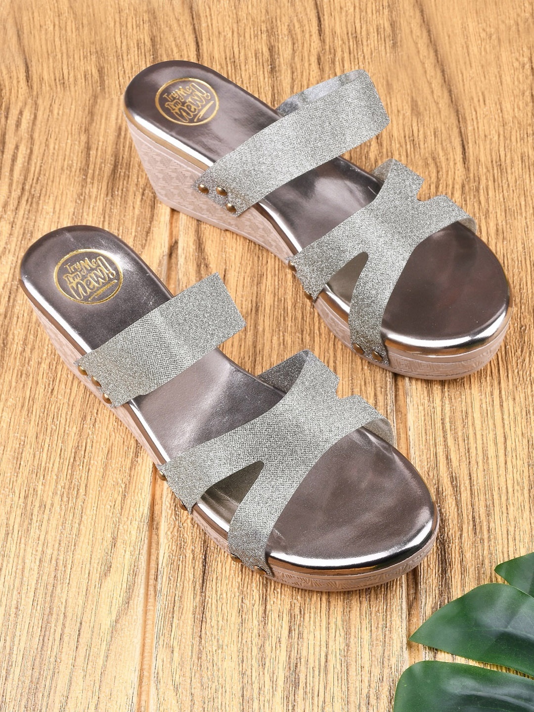 

Try Me Women Party Wedge Sandals, Grey