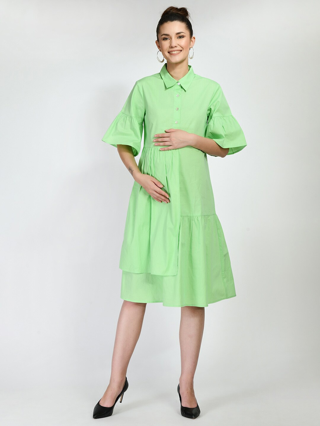 

Aaruvi Ruchi Verma Women Solid Maternity Shirt Dress, Green