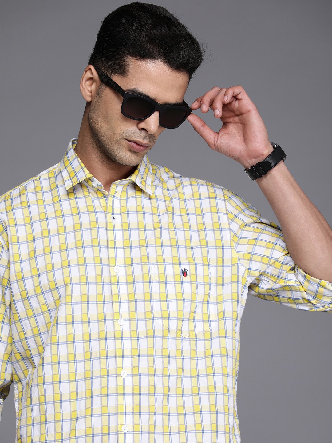 

Louis Philippe Sport Men Yellow Pure Cotton Slim Fit Checked Casual Shirt