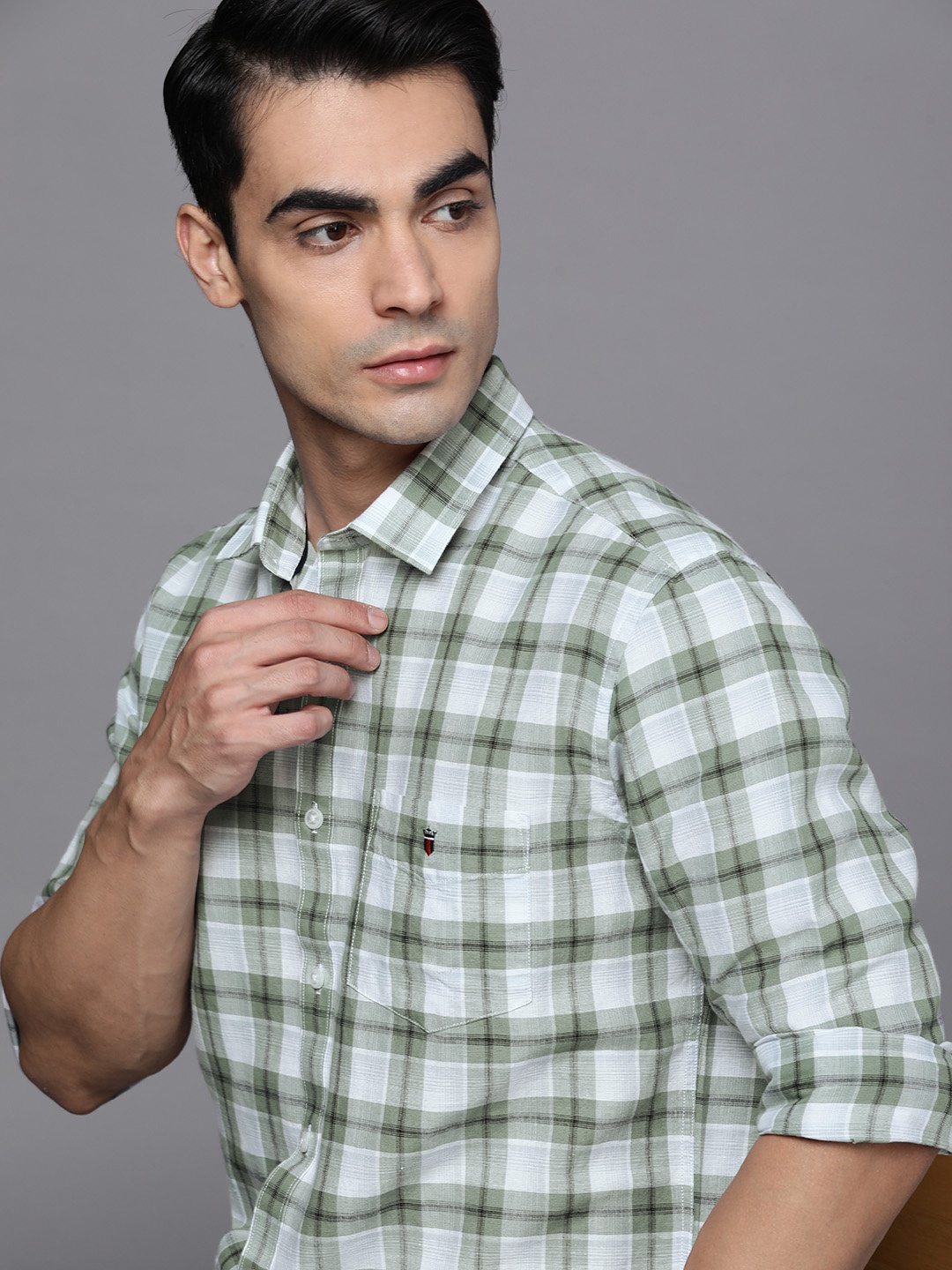 

Louis Philippe Sport Men Green Slim Fit Checked Casual Shirt