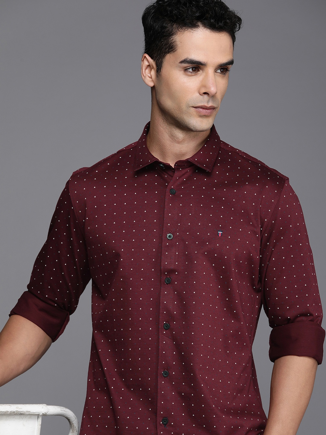 

Louis Philippe Sport Pure Cotton Slim Fit Geometric Printed Casual Shirt, Maroon