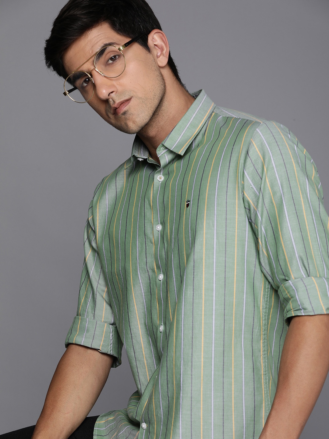 

Louis Philippe Sport Men Pure Cotton Slim Fit Striped Casual Shirt, Green