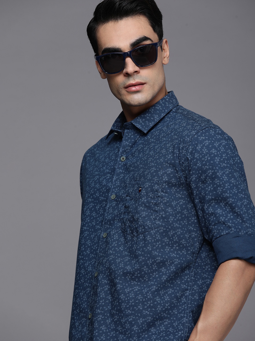 

Louis Philippe Sport Men Navy Blue Slim Fit Floral Printed Pure Cotton Casual Shirt