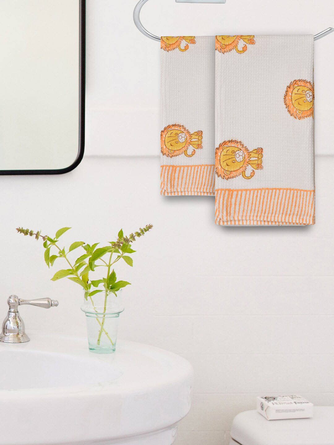 

Gulaab Jaipur Pack of 2 White & Yellow Printed 400 GSM Organic Cotton Bath Towel