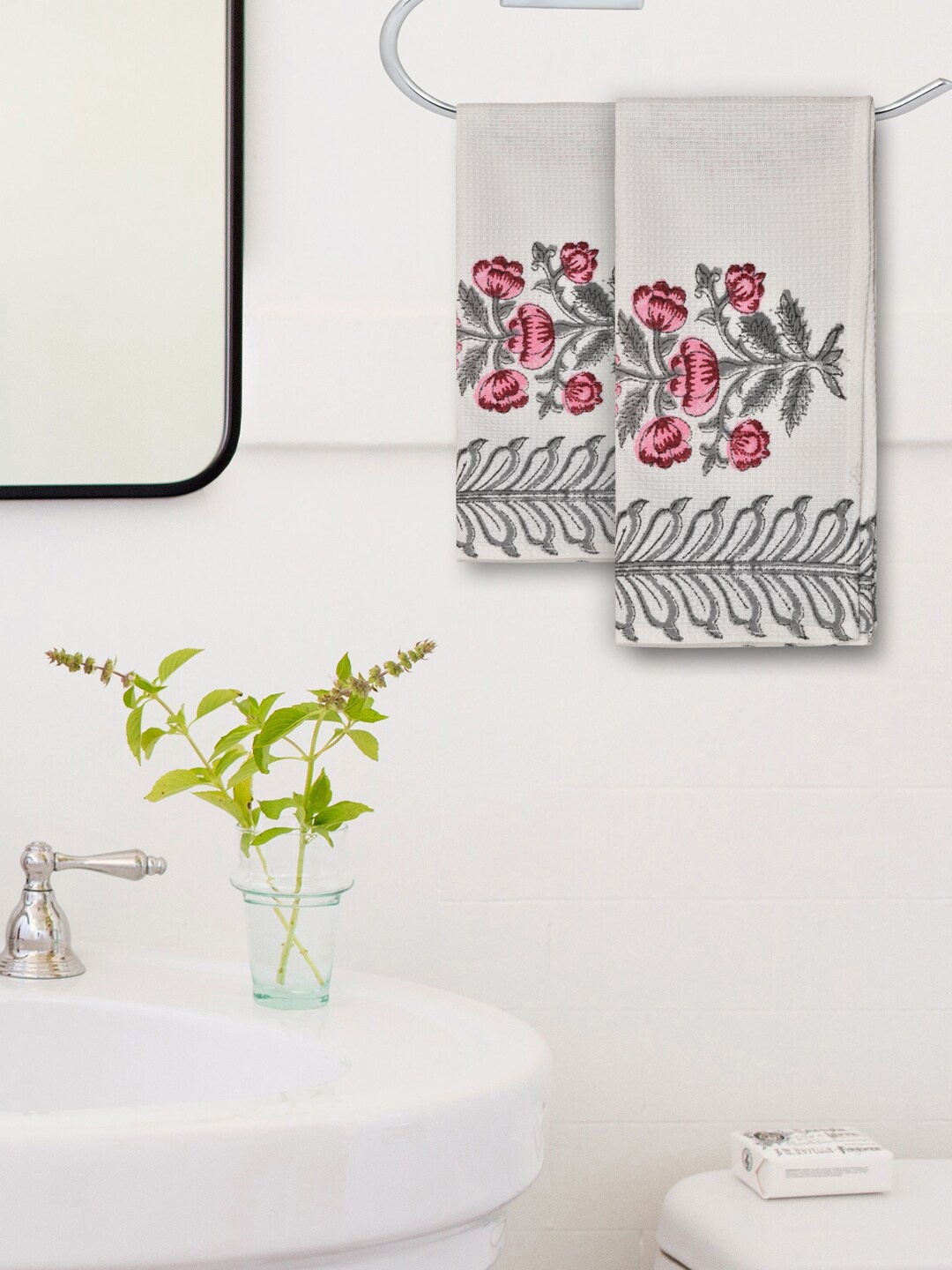 

Gulaab Jaipur Set of 2 White & Pink Printed 400 GSM Organic Cotton Hand Towel