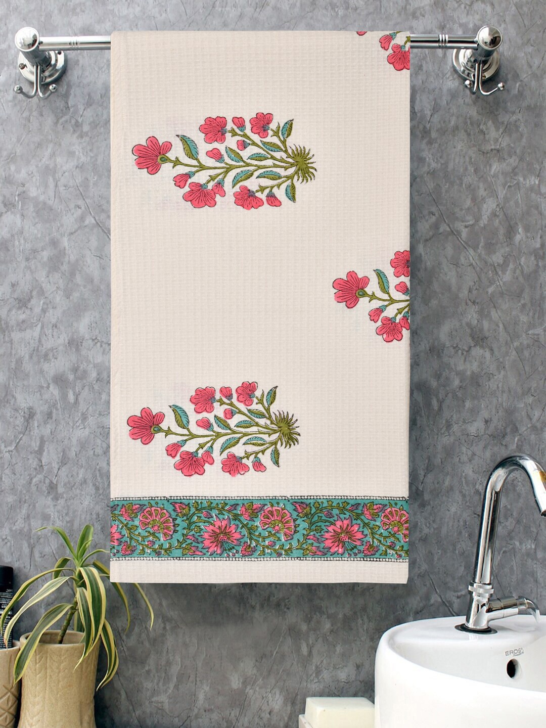 

Gulaab Jaipur White & Pink Printed 400 GSM Organic Cotton Bath Towel