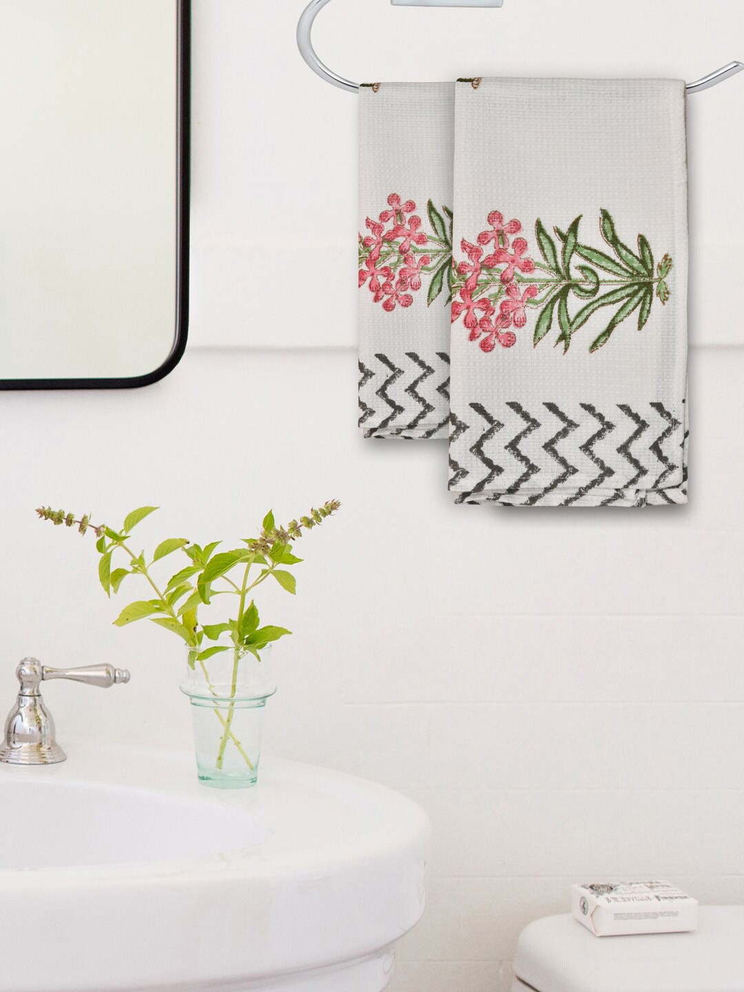 

Gulaab Jaipur Set of 2 White & Red Printed 400 GSM Organic Cotton Hand Towel