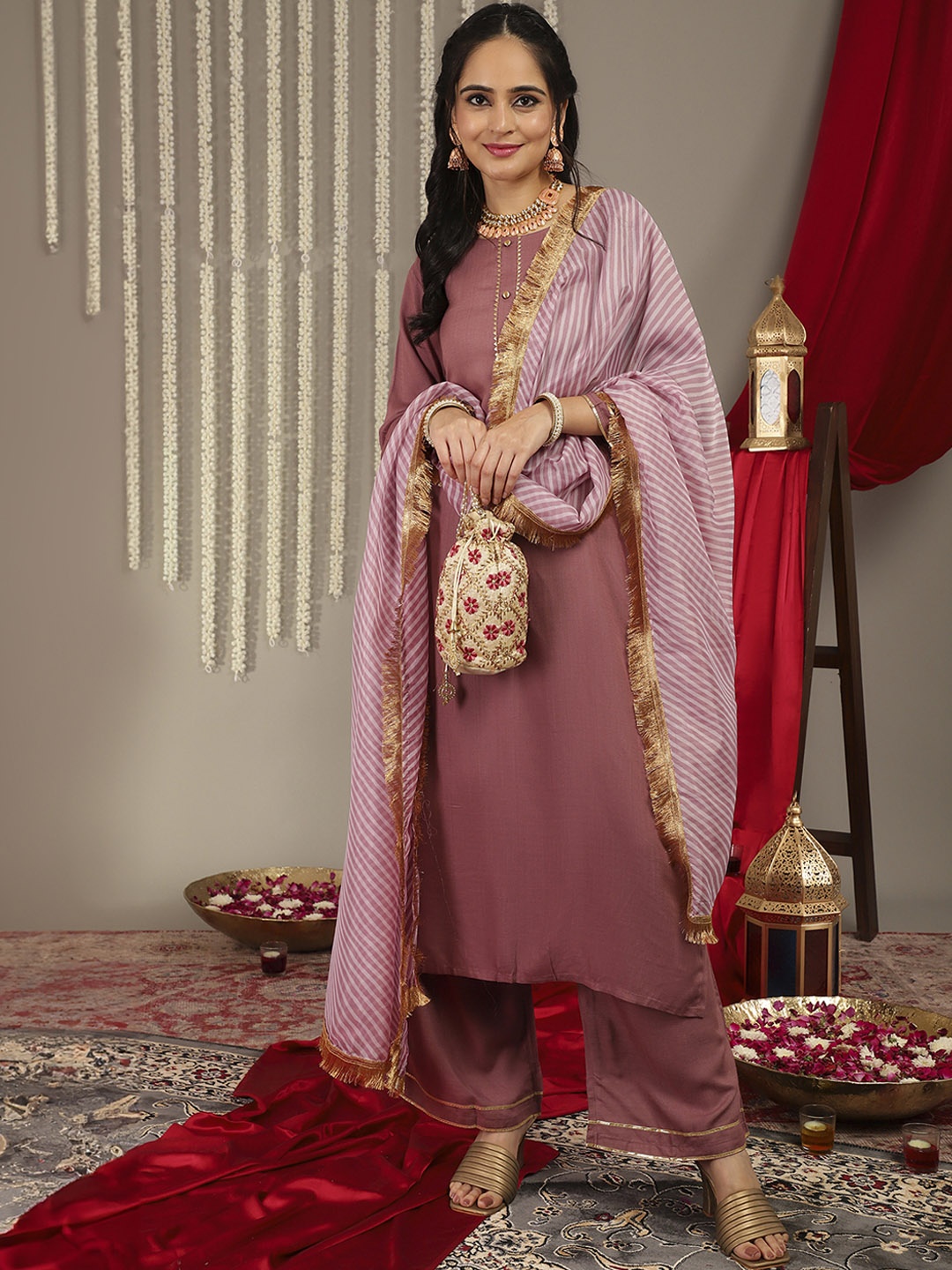 

Varanga Women Mauve Solid Gotta Patti Kurta with Trousers & Dupatta