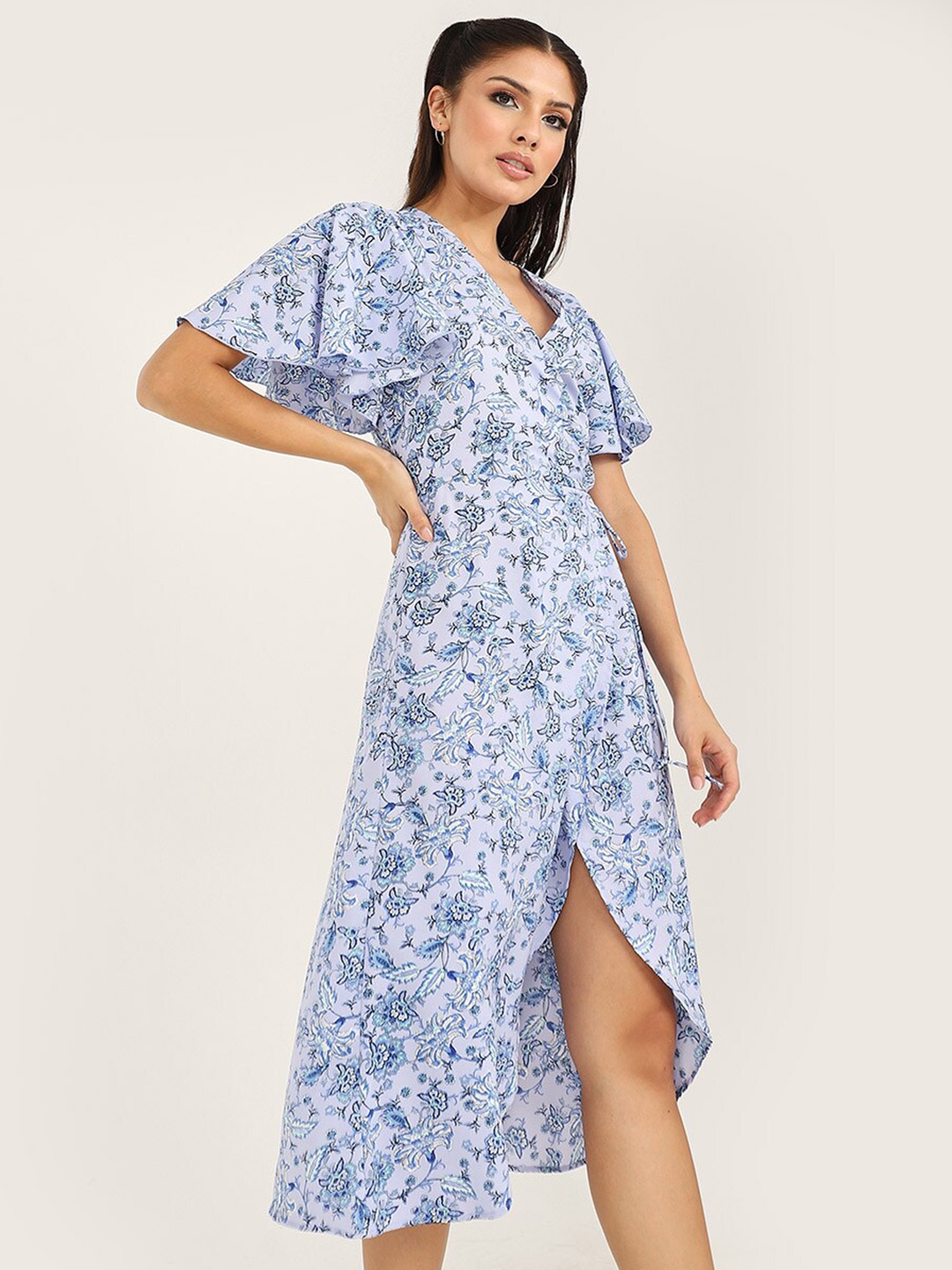 

Styli Women Purple Flared Short Sleeves V Neck Floral Print Wrap Midi Dress