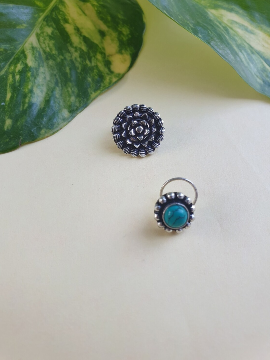 

FIROZA Set Of 2 Sliver & Turquoise Blue Oxidised Silver-Toned Nosepin