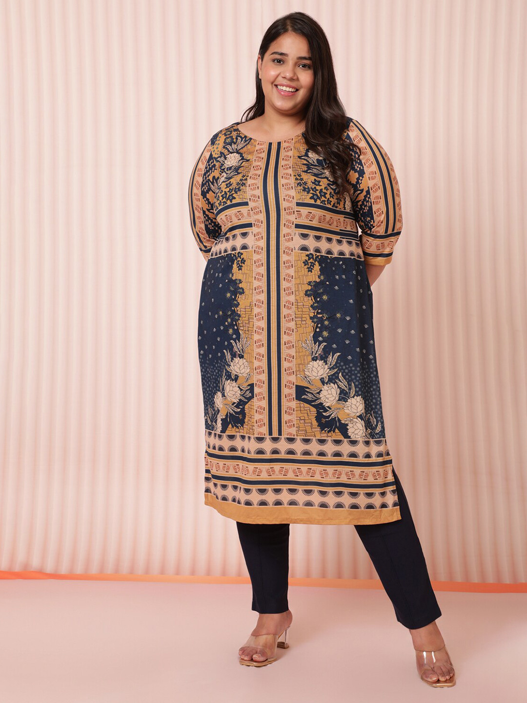 

Amydus Plus Size Women Navy Blue & Mustard Yellow Floral Printed Kurta