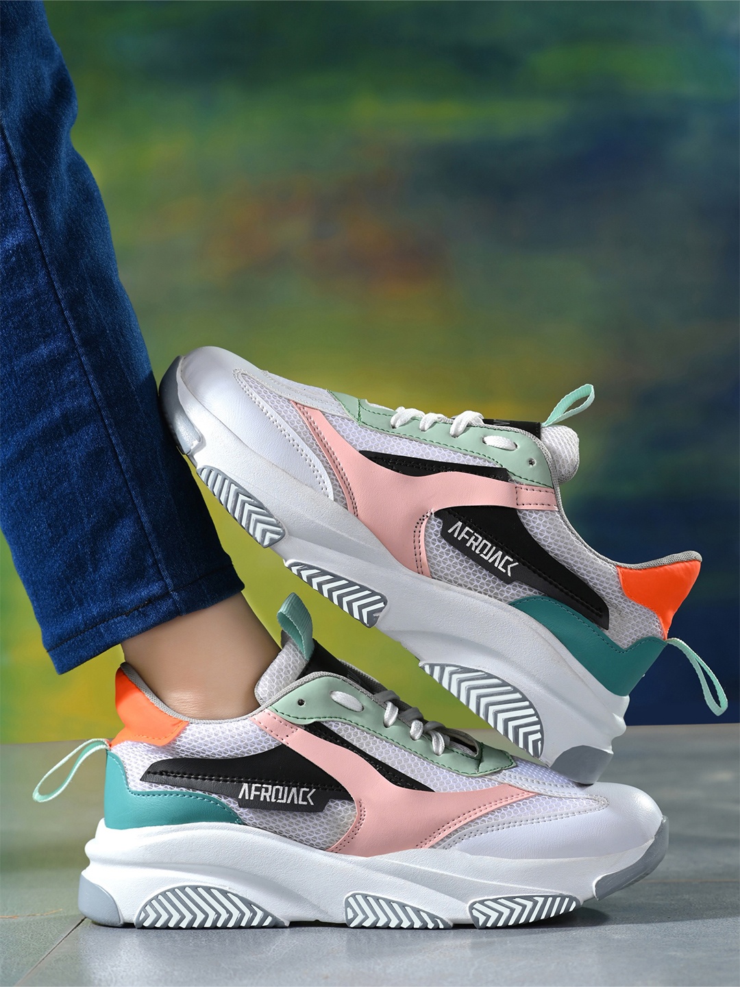 

AfroJack Women White Colourblocked Lace Ups Sneakers