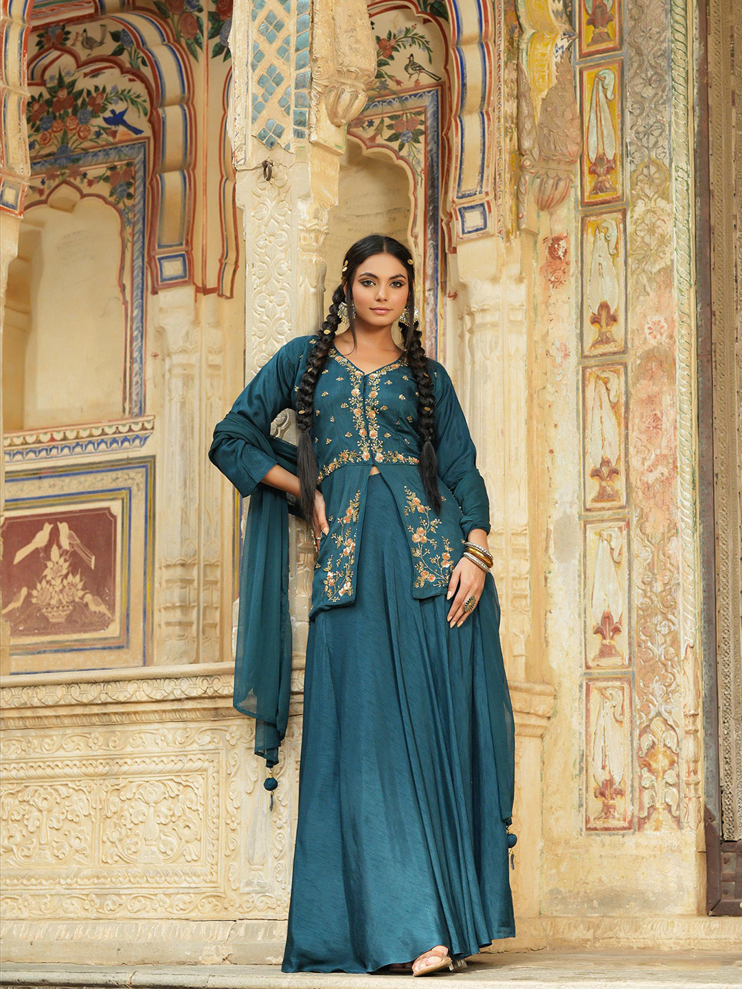 

SCAKHI Navy Blue & Gold-Toned Embellished Sequinned Ready to Wear Lehenga & Blouse With Dupatta