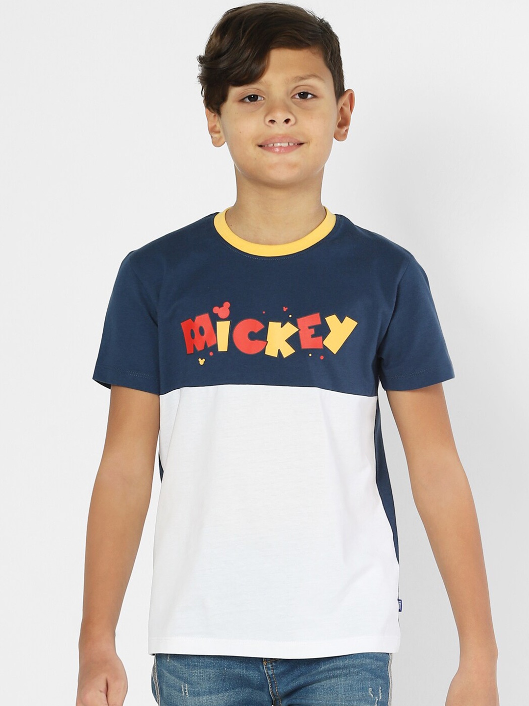 

Jack & Jones Junior Boys Blue & White Typography Printed Cotton T-shirt