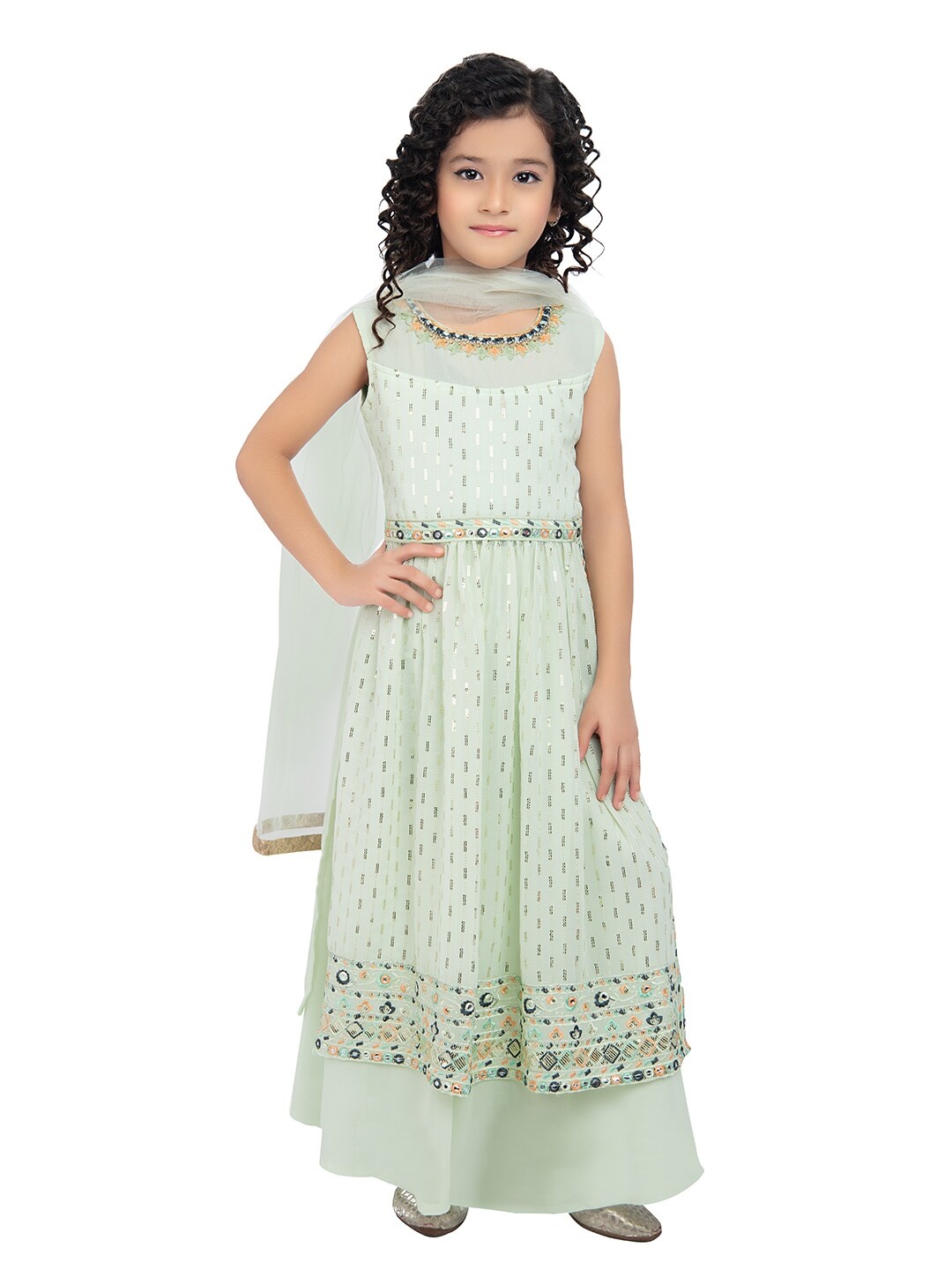 

Tiny Kingdom Girls Green Embellished Kurta With Palazzos & Dupatta