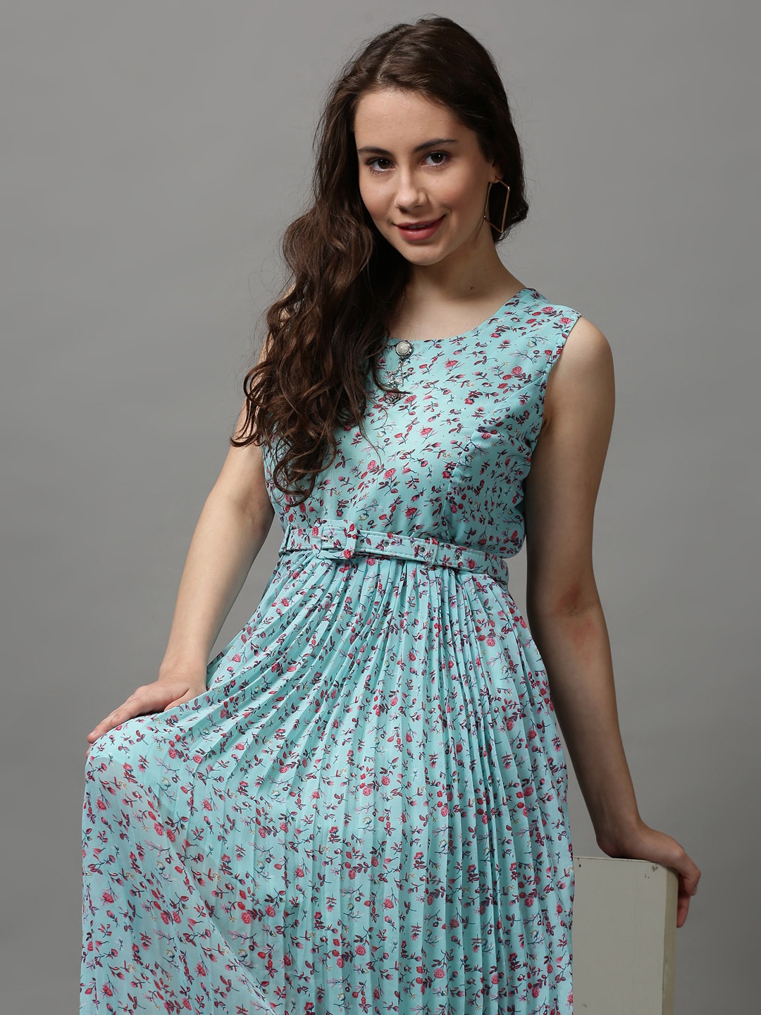 

SHOWOFF Women Floral Pleated Chiffon Midi Dress, Green