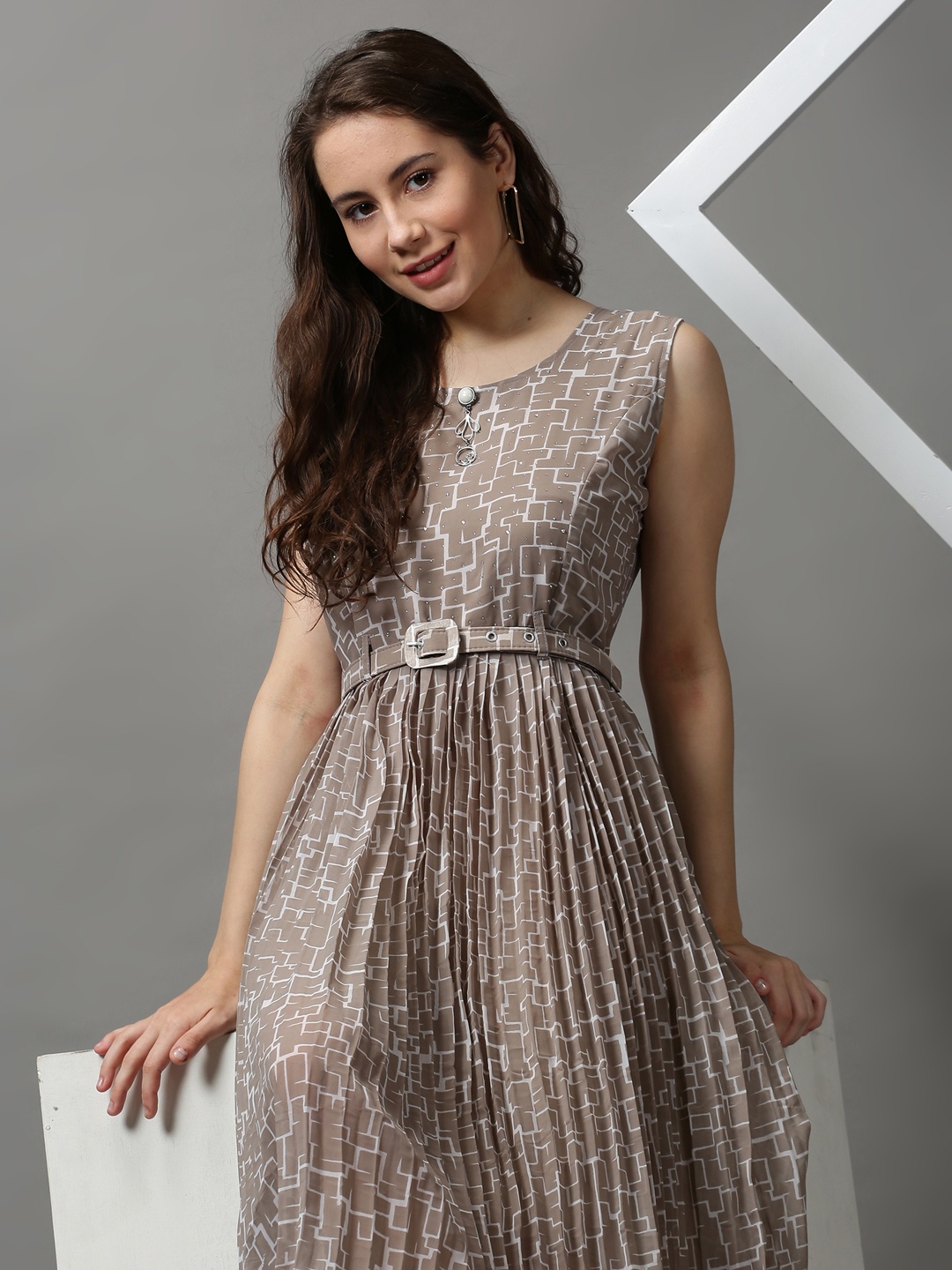

SHOWOFF Taupe Floral Printed Chiffon Dress